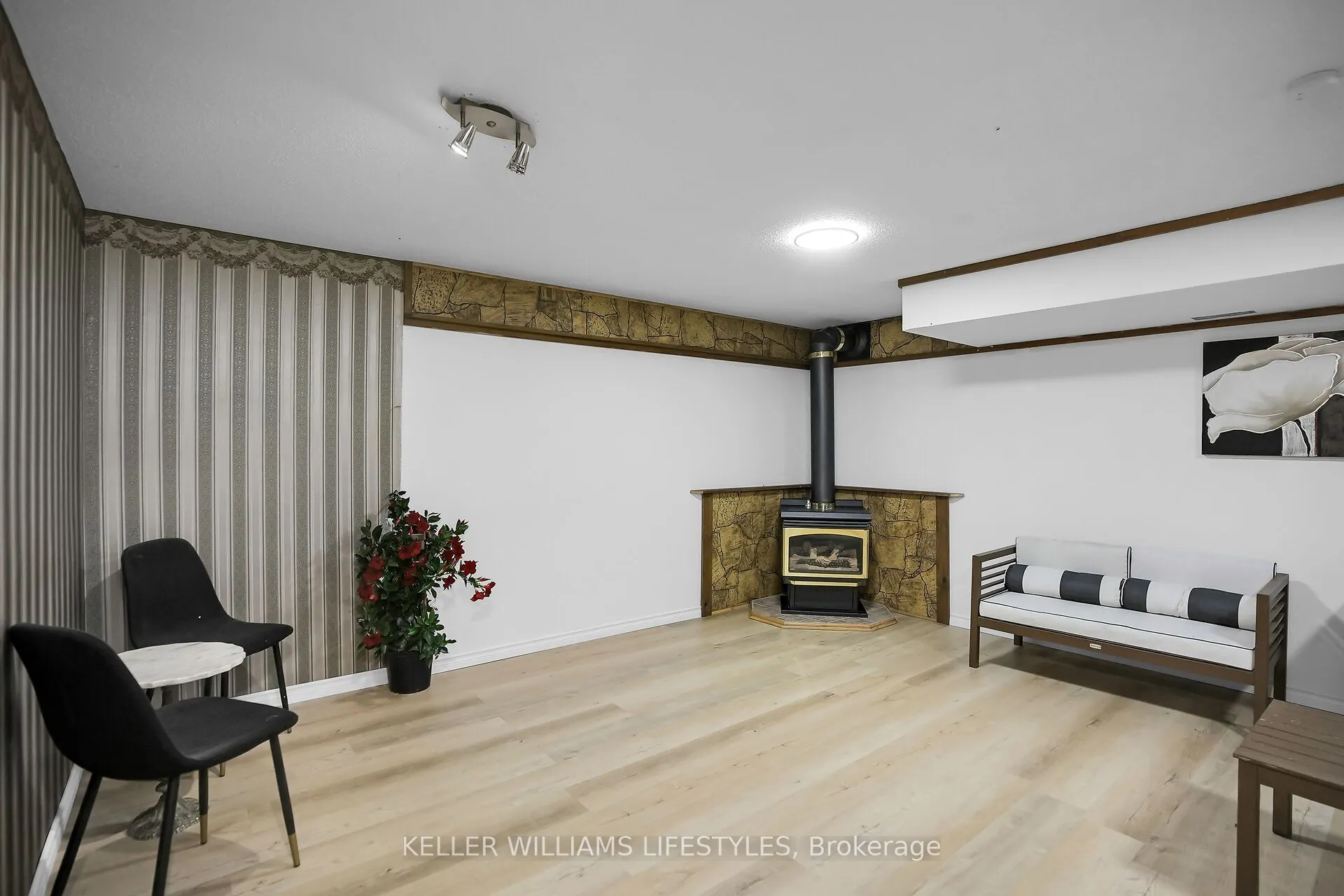 230 Clarke Road, #4