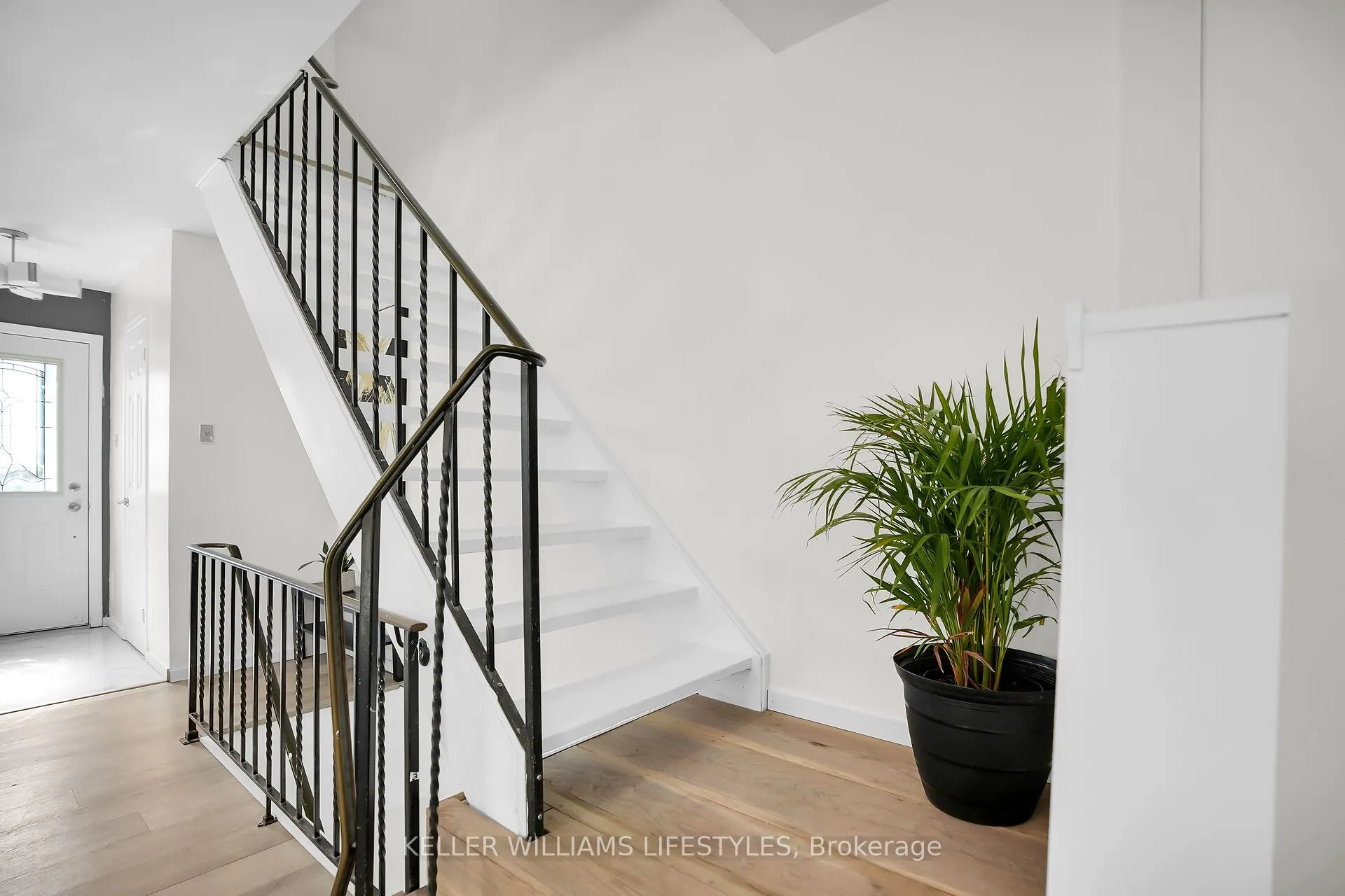 230 Clarke Road, #4