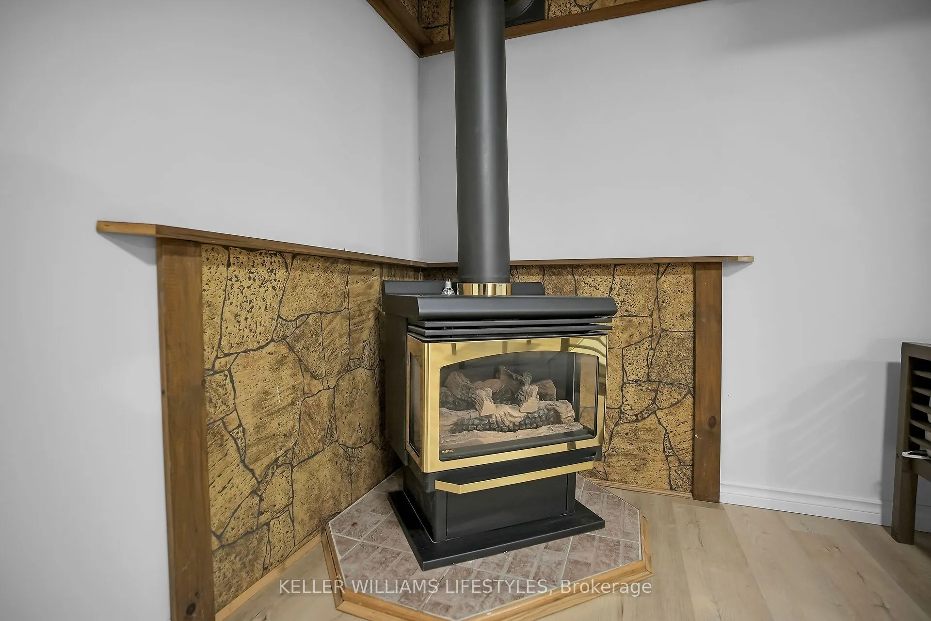 230 Clarke Road, #4