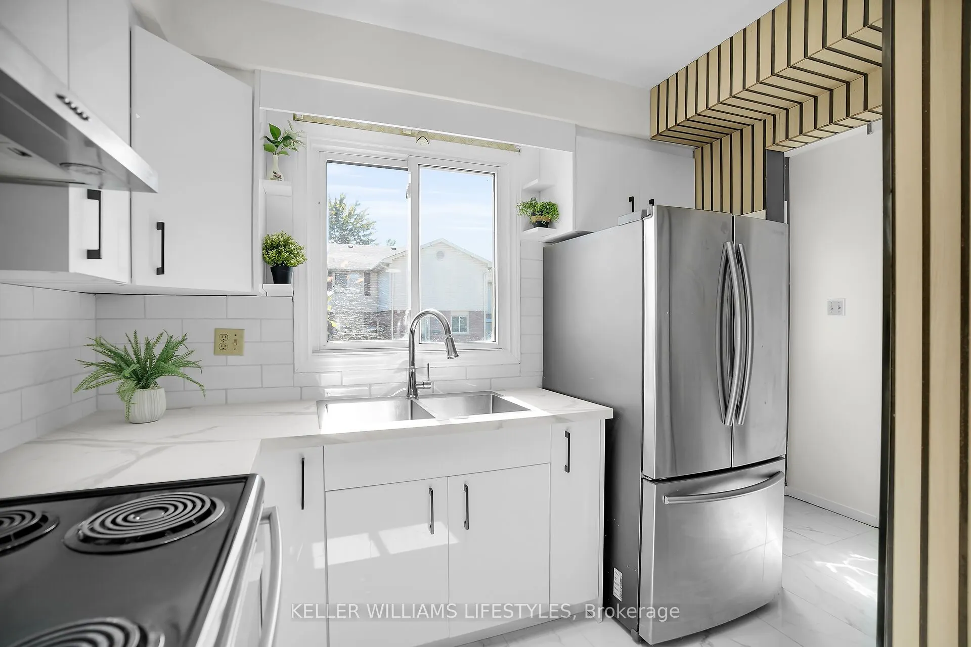 230 Clarke Road, #4
