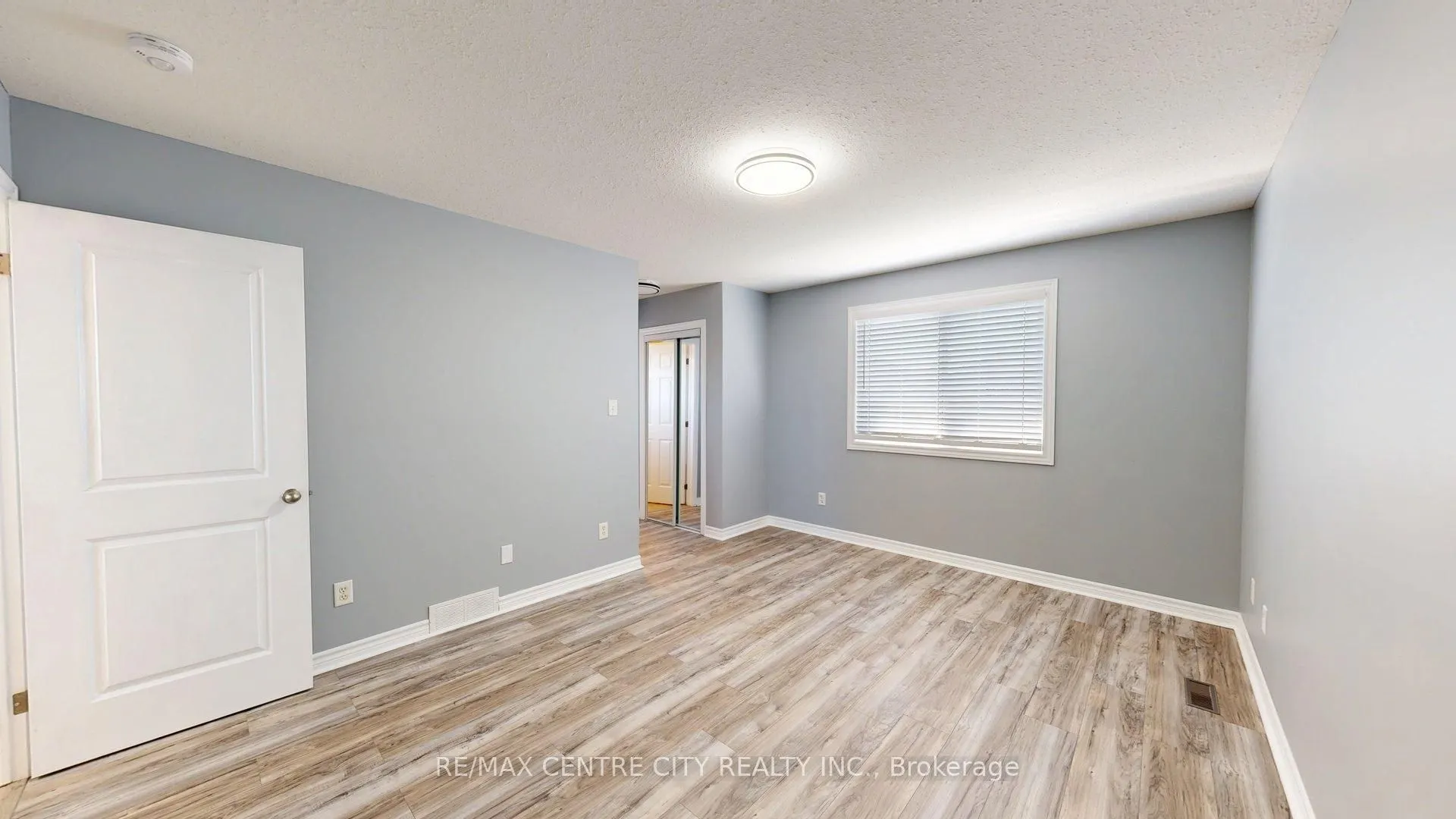 3252 Meadowgate Boulevard, #Upper