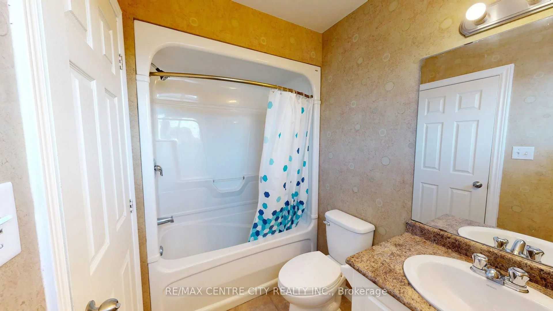 3252 Meadowgate Boulevard, #Upper