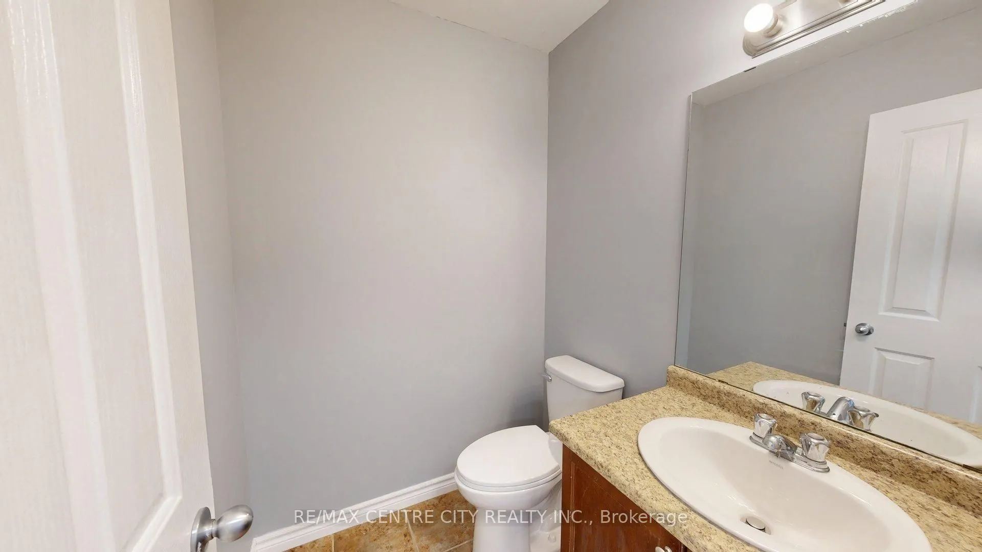 3252 Meadowgate Boulevard, #Upper
