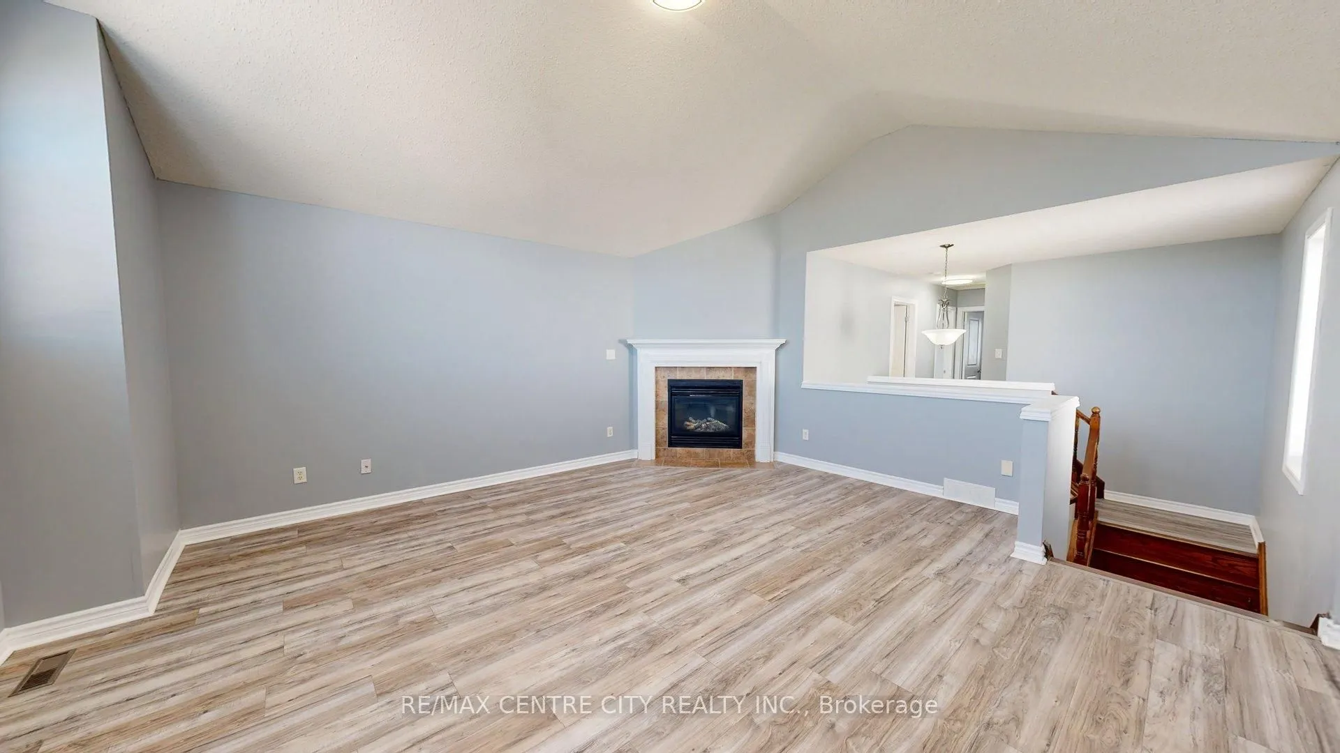 3252 Meadowgate Boulevard, #Upper