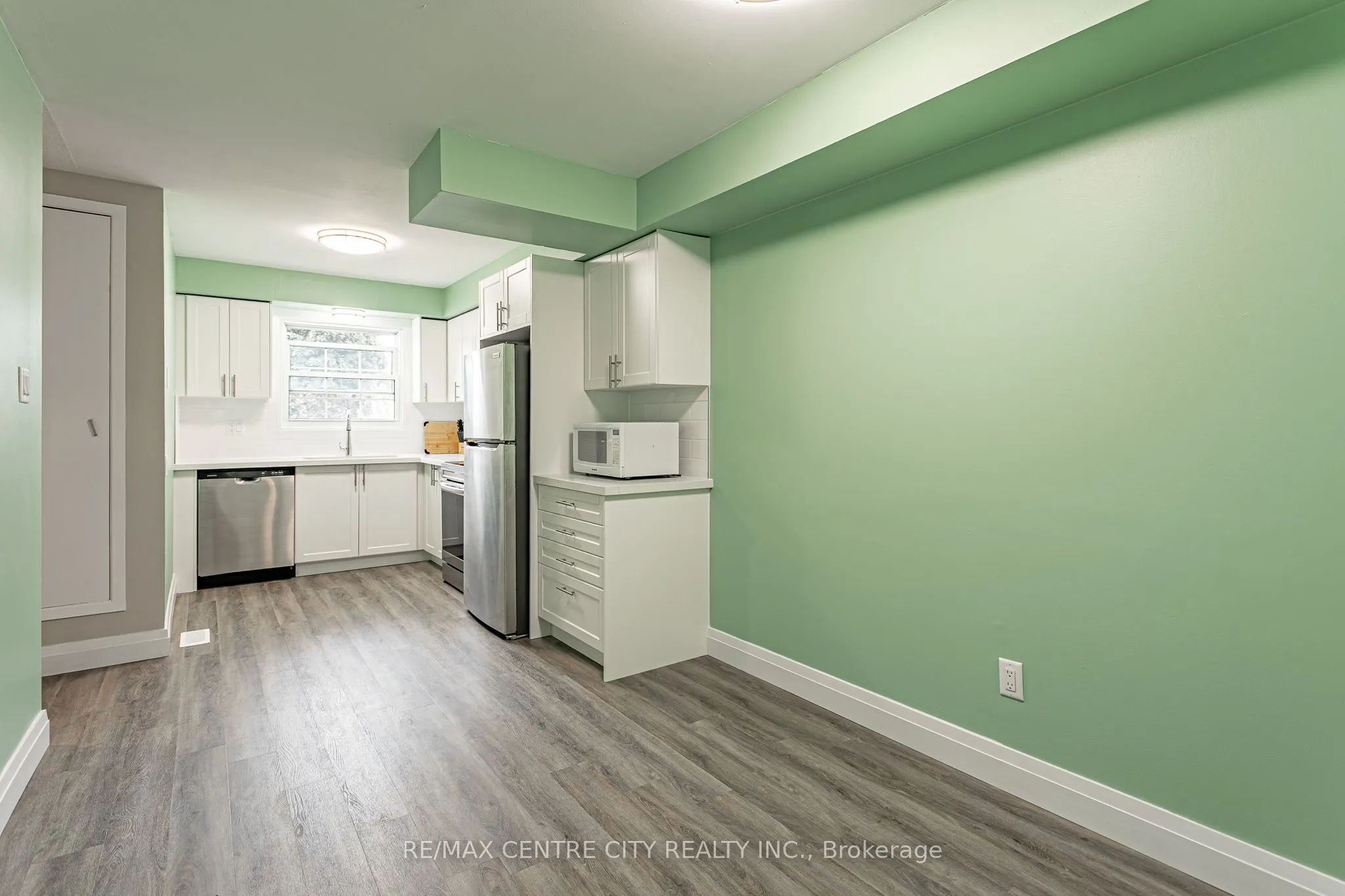 900 Pond View Road, #42