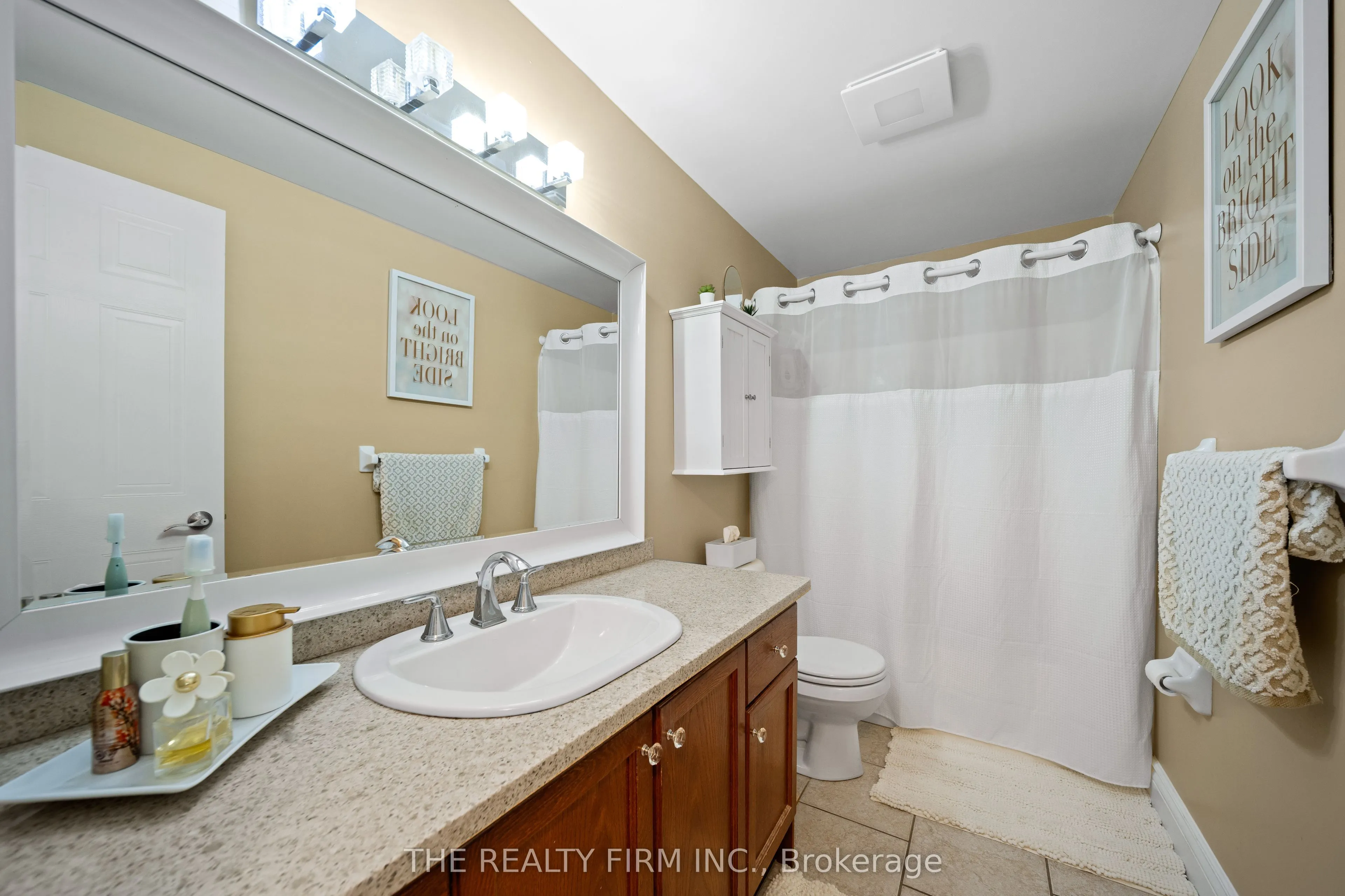 269 Rossmore Court