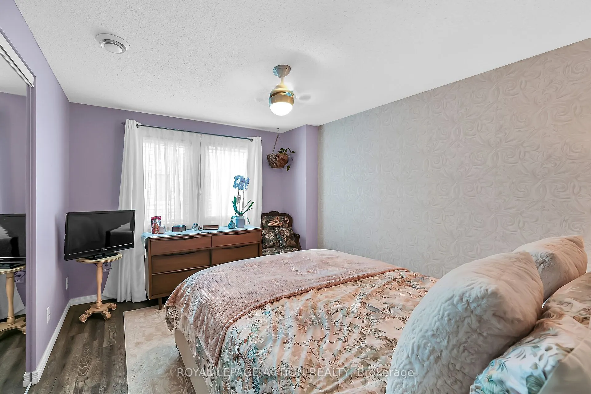 1 Brantwood Park Road, #2