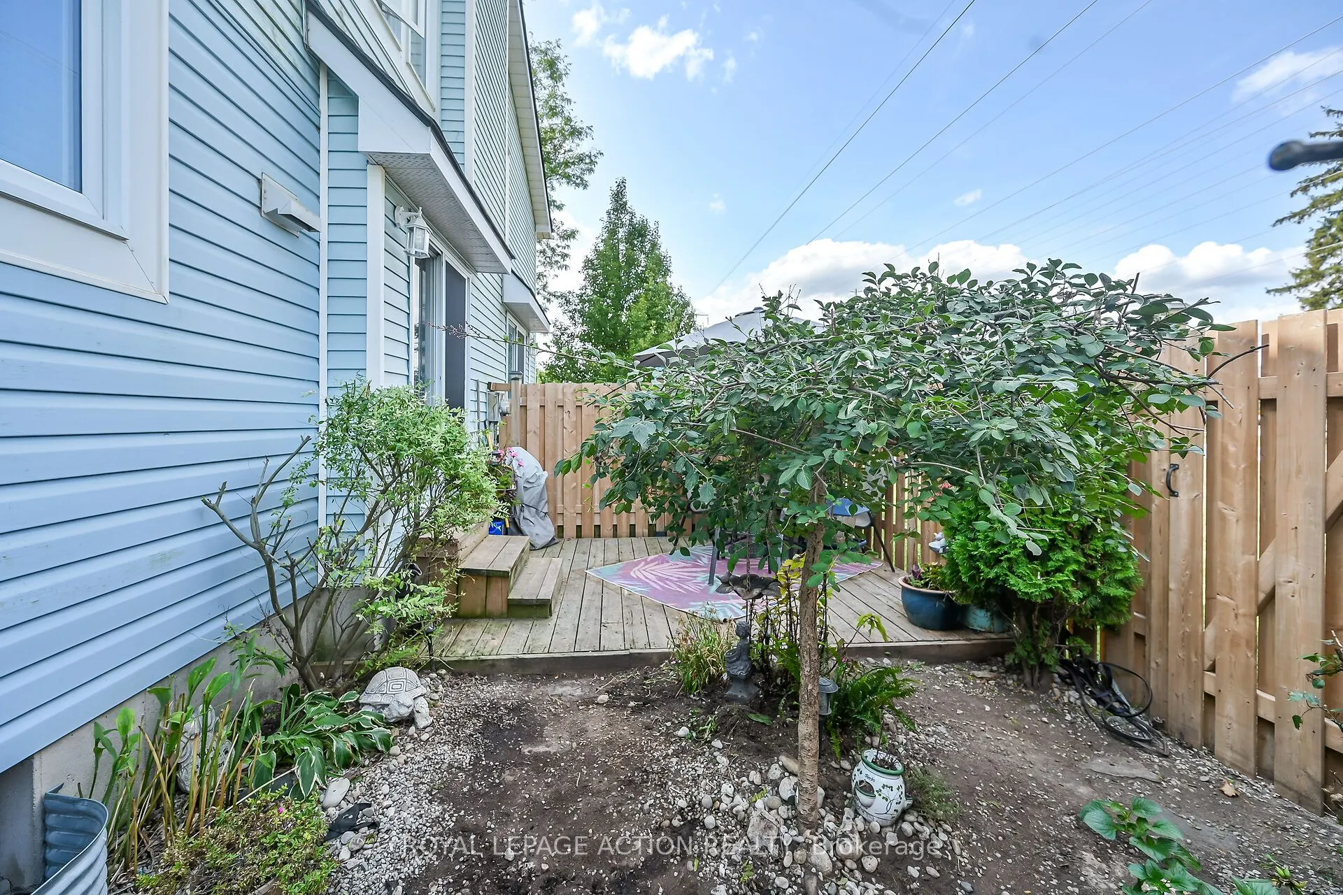 1 Brantwood Park Road, #2