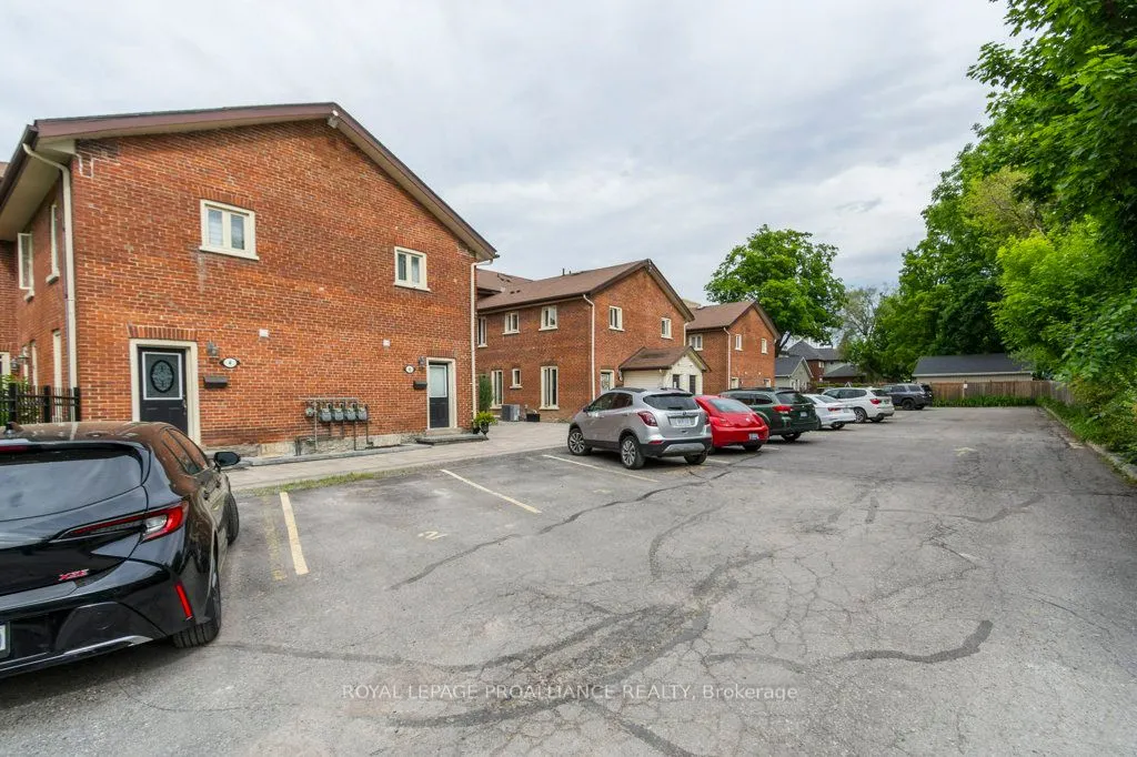 233 John Street, #5