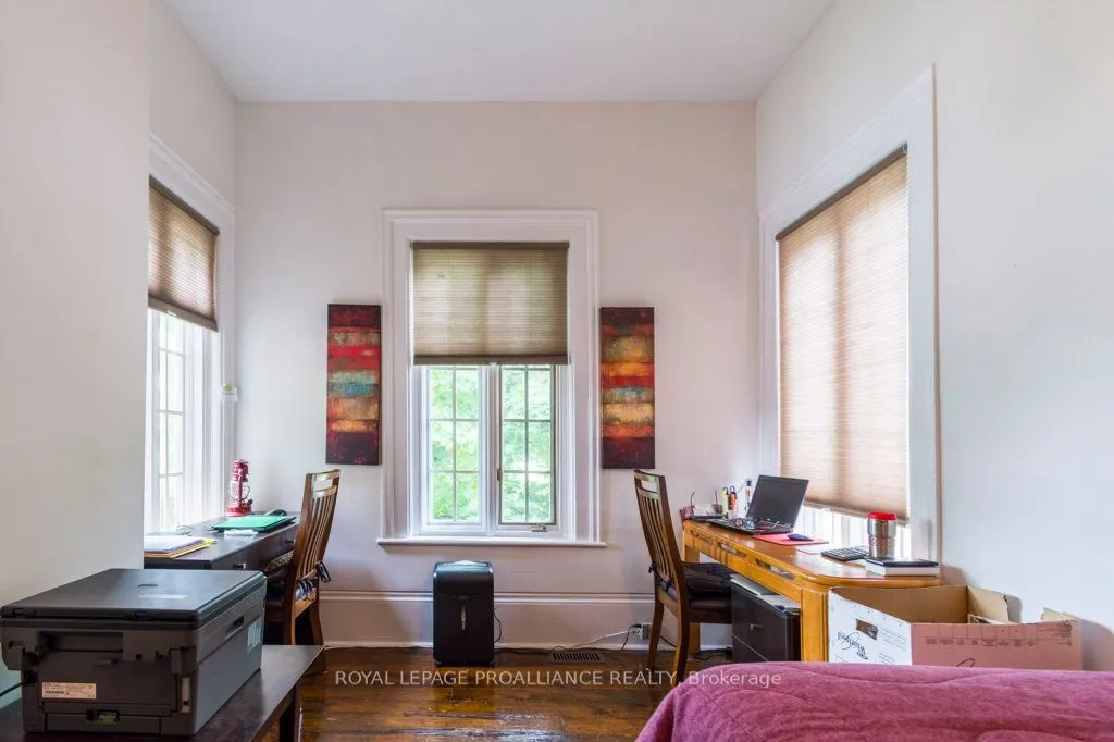 233 John Street, #5