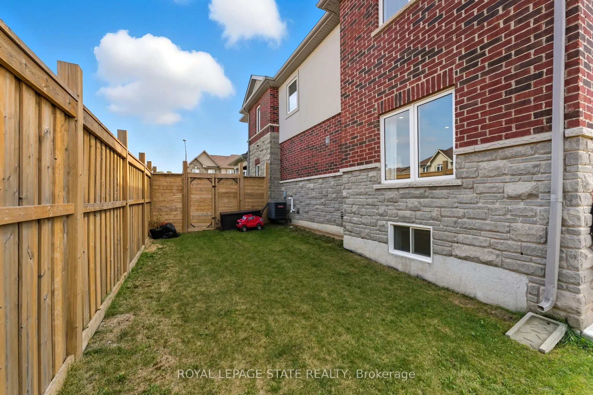 71 Bradbury Road