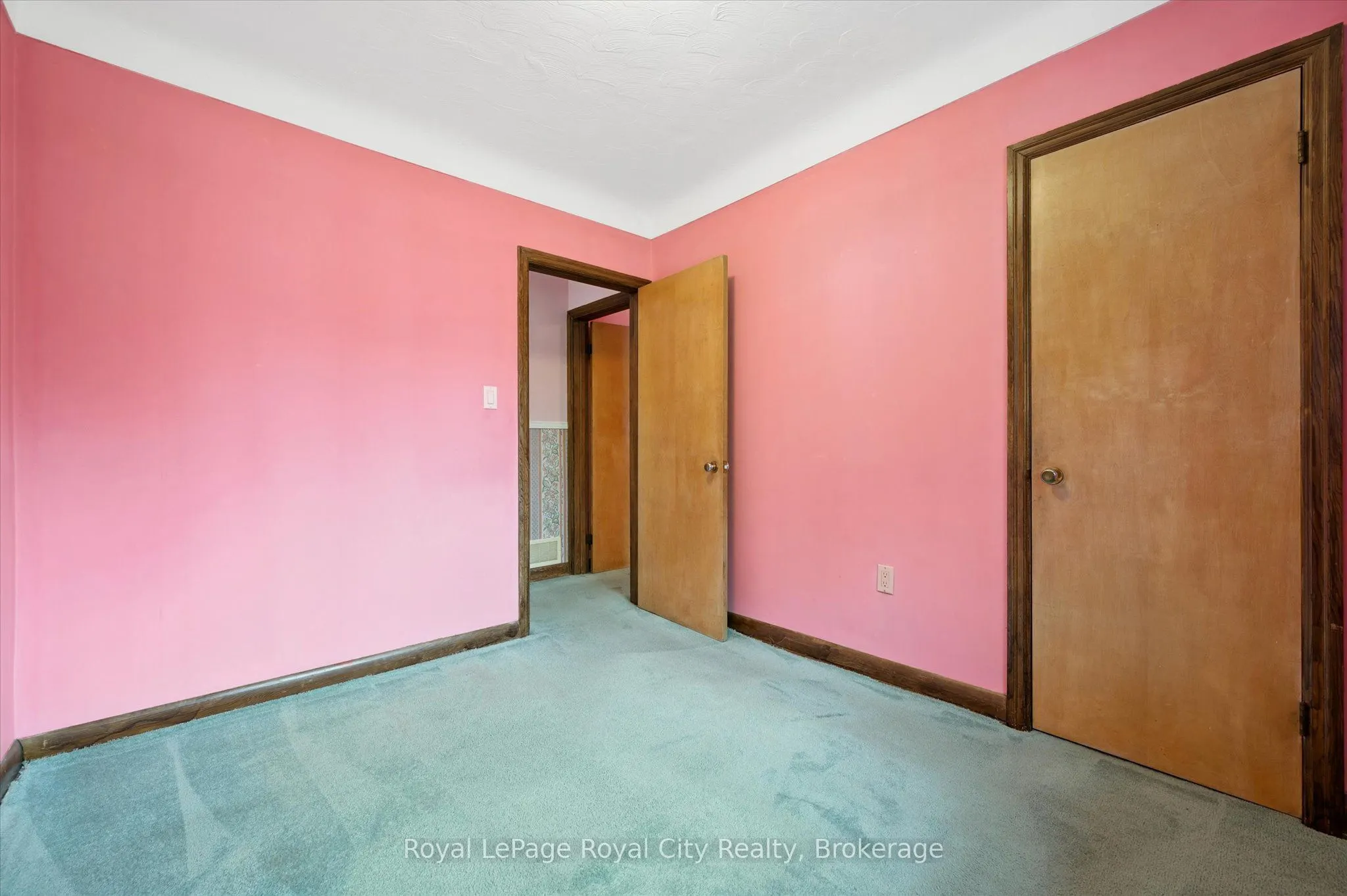 193 Edinburgh Road S