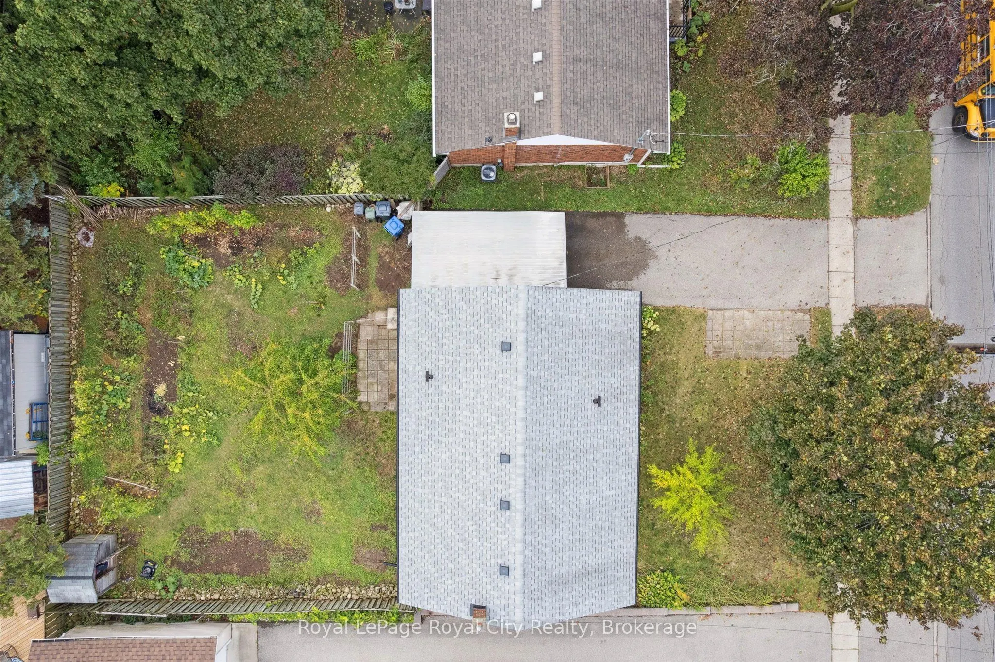 193 Edinburgh Road S