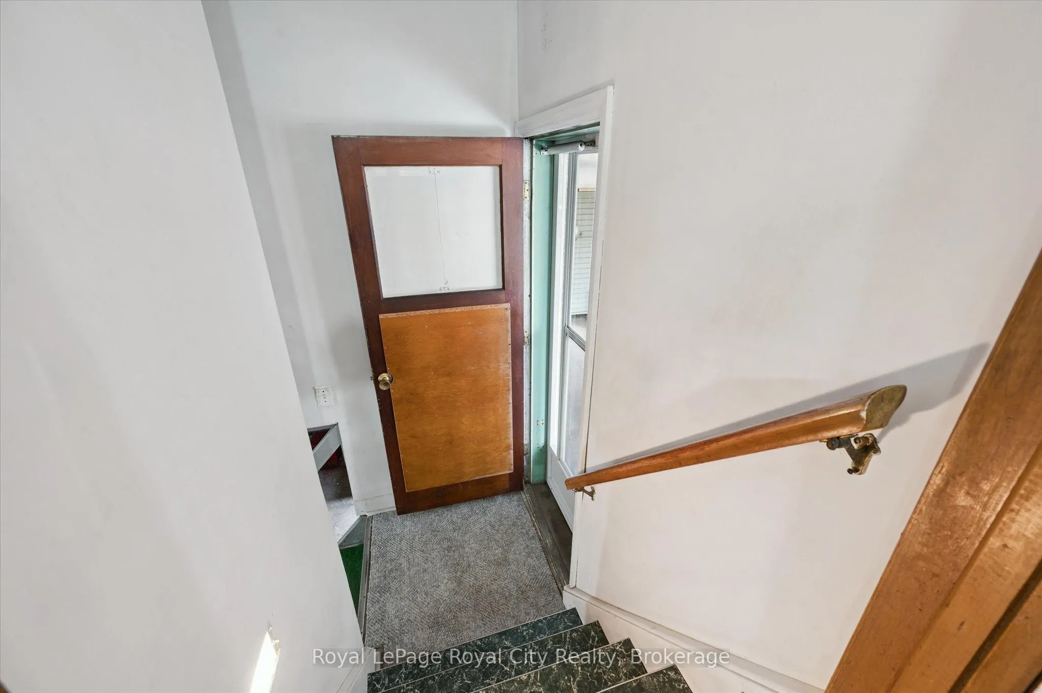 193 Edinburgh Road S