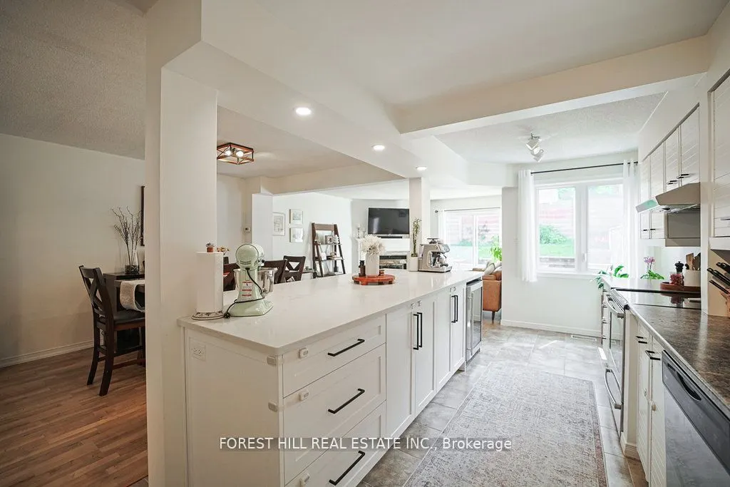523 Beechwood Drive, #15