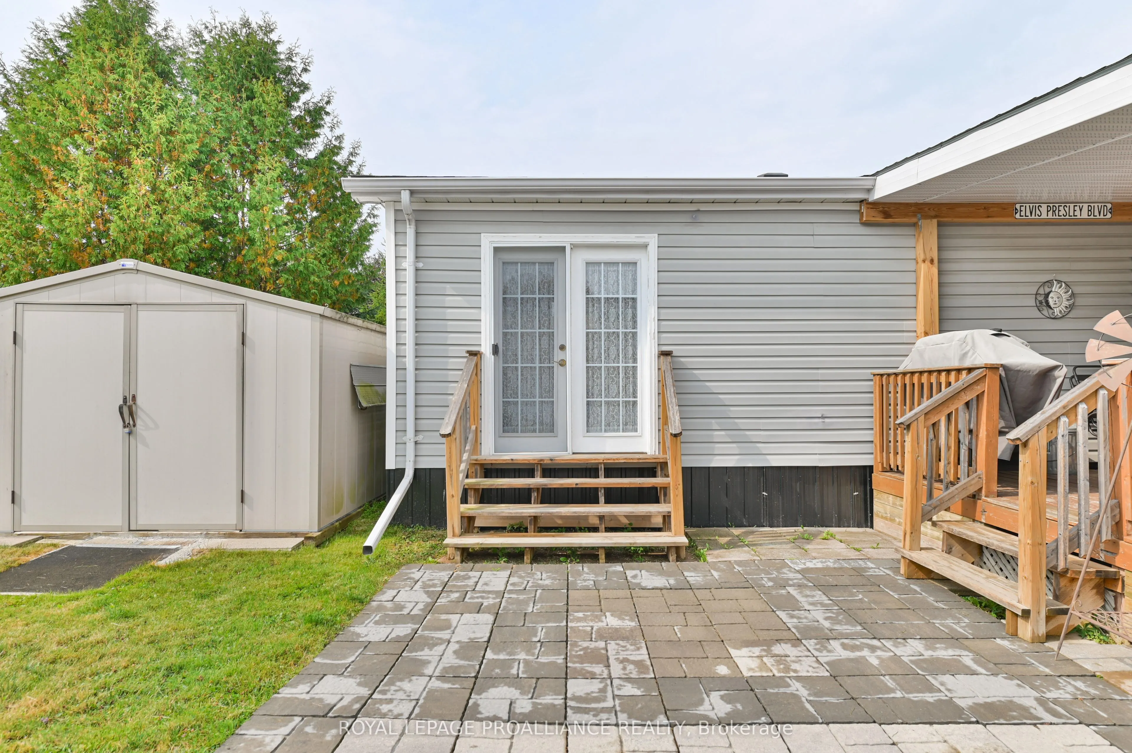 15 Finch Lane