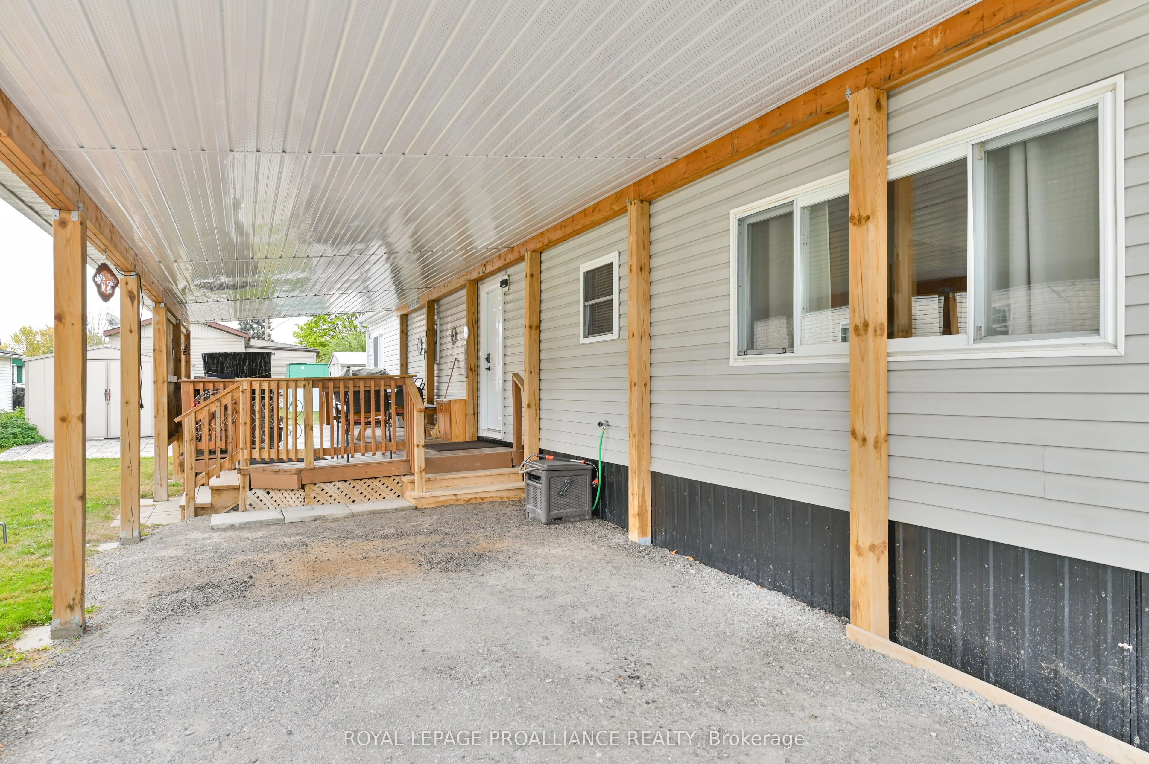15 Finch Lane