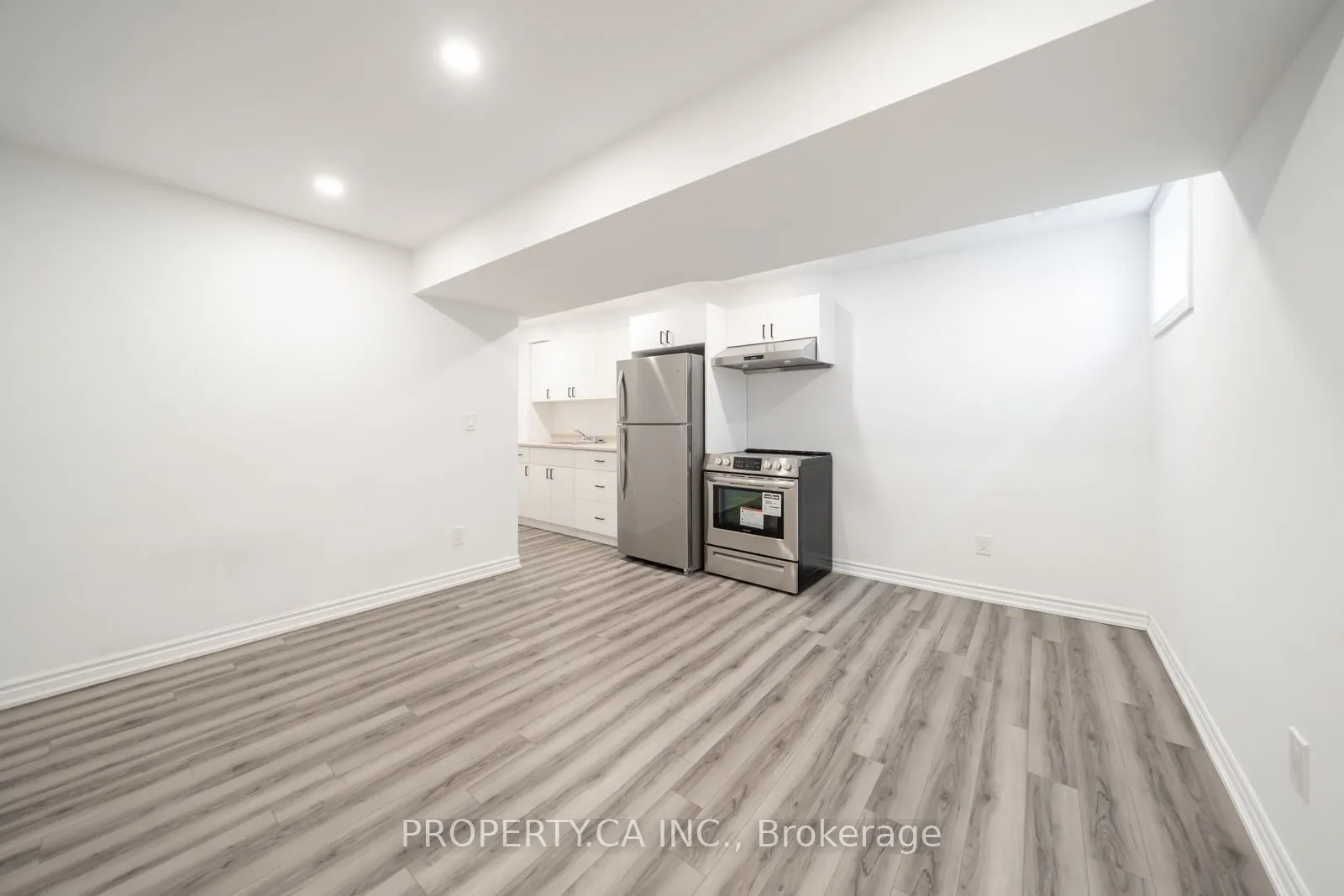 102 Bethune Avenue