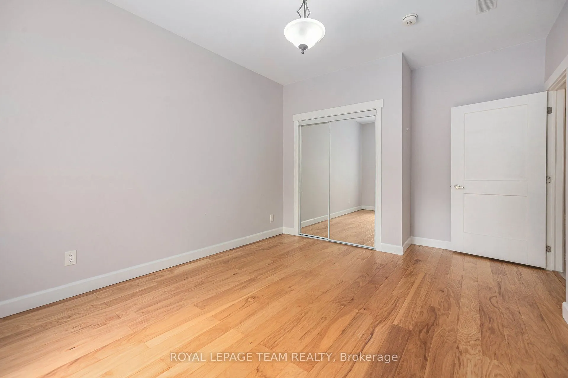 4517 Roger Stevens Drive