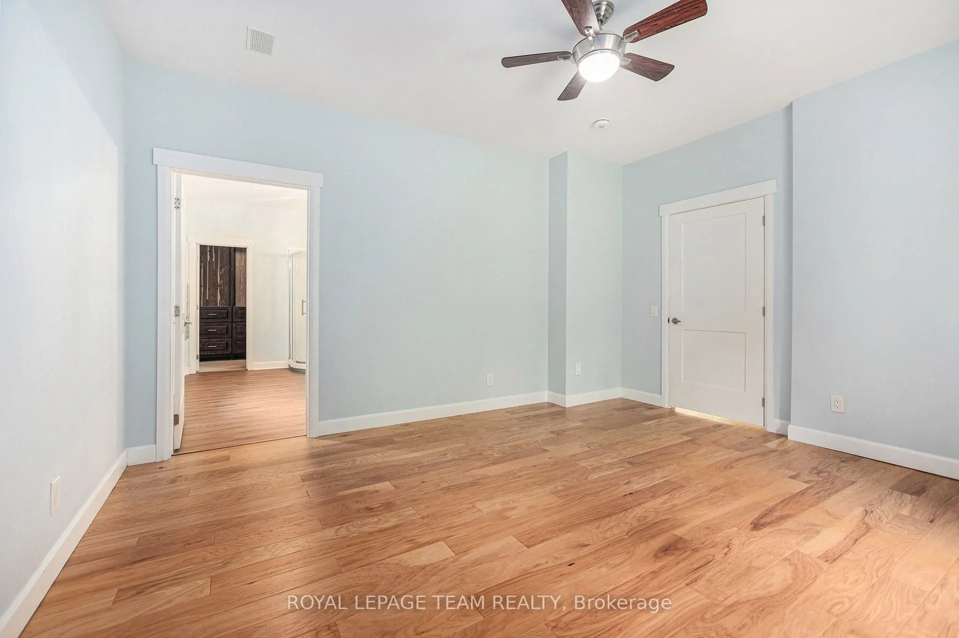 4517 Roger Stevens Drive