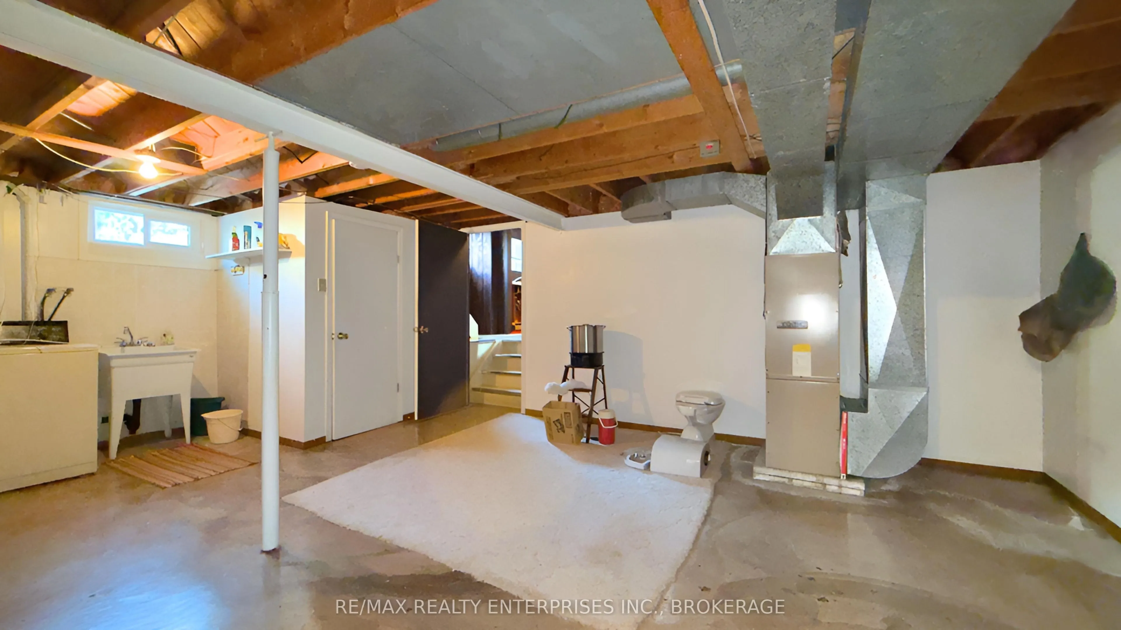 987 Steele Street