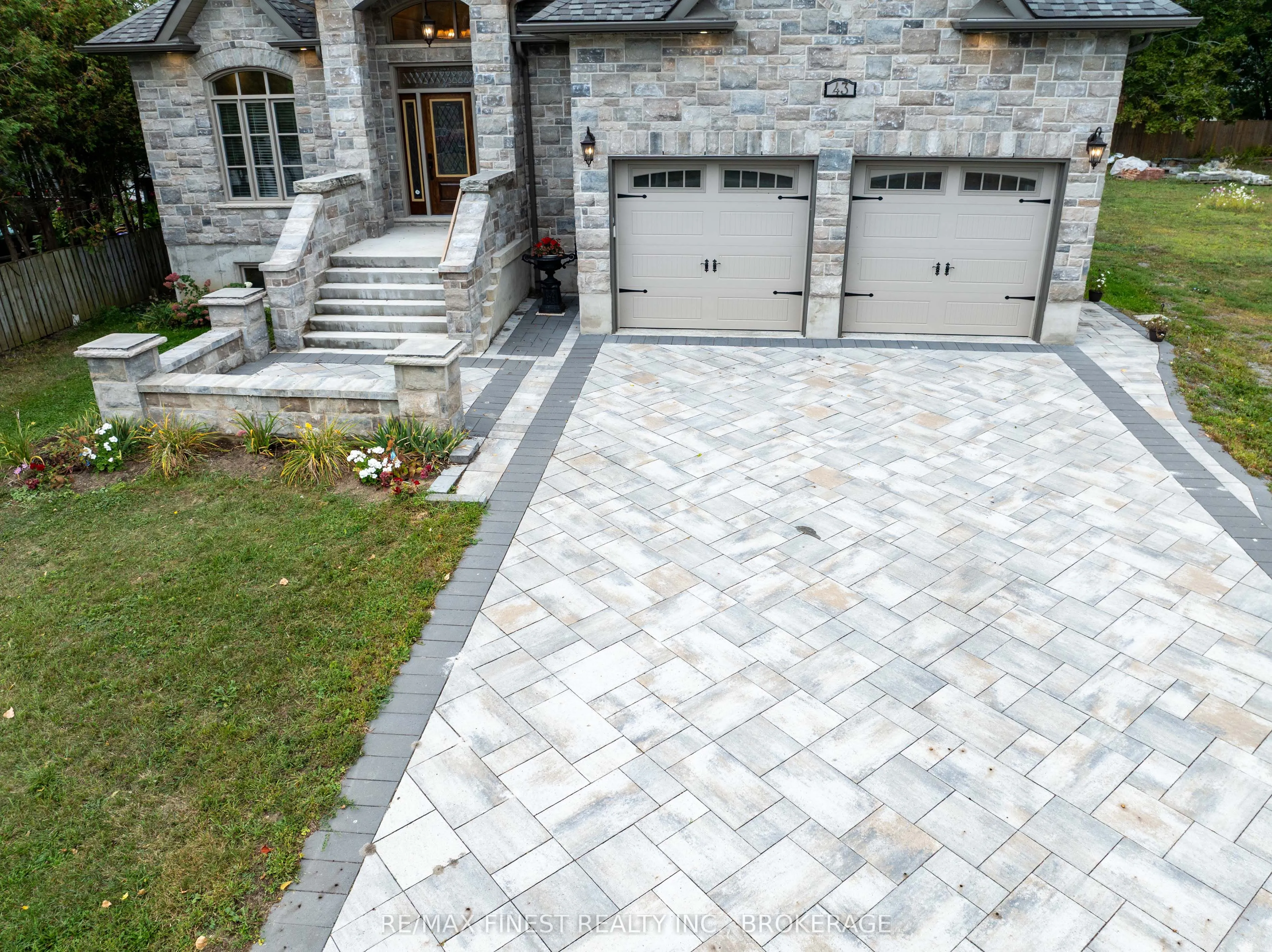 43 Crerar Boulevard