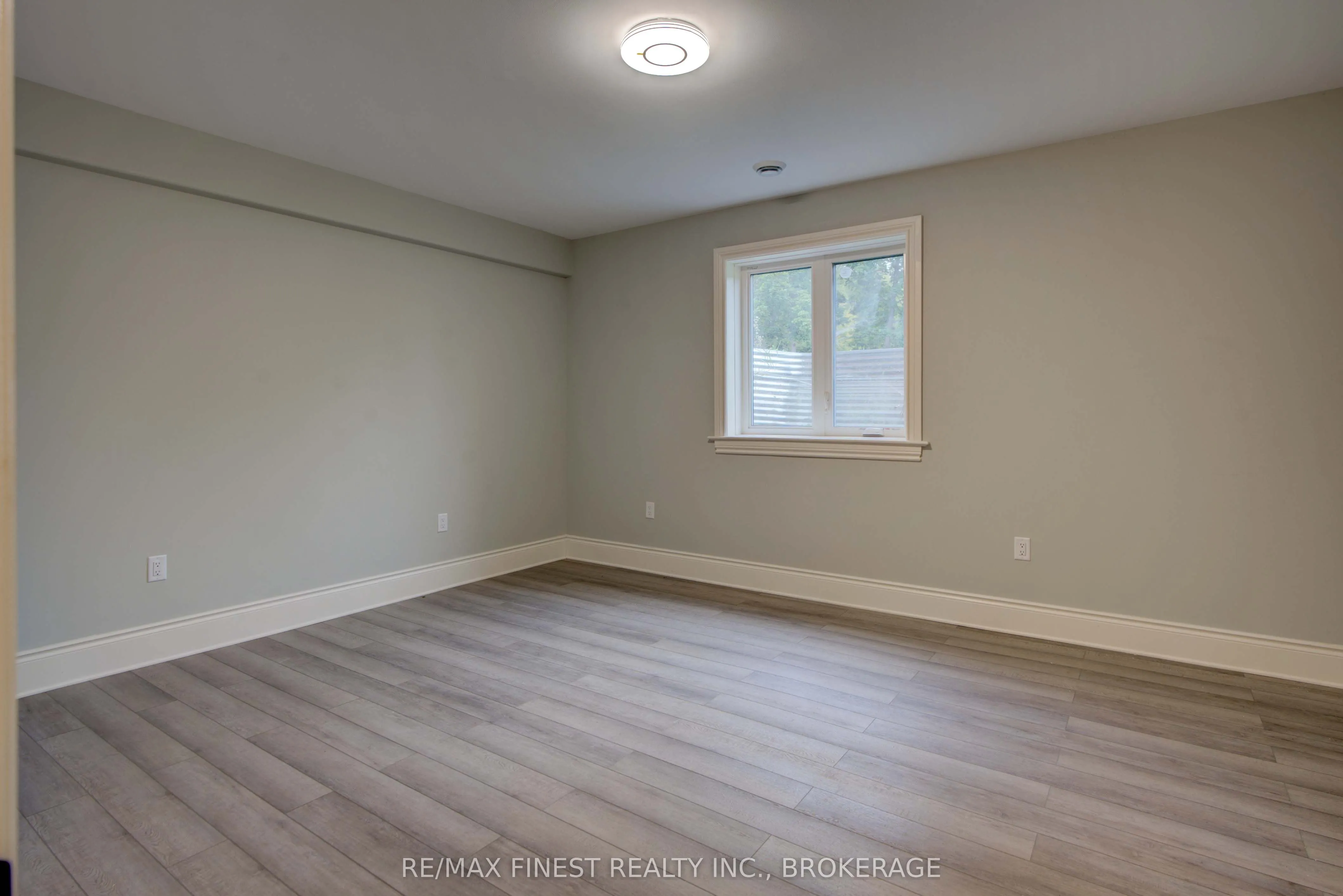43 Crerar Boulevard