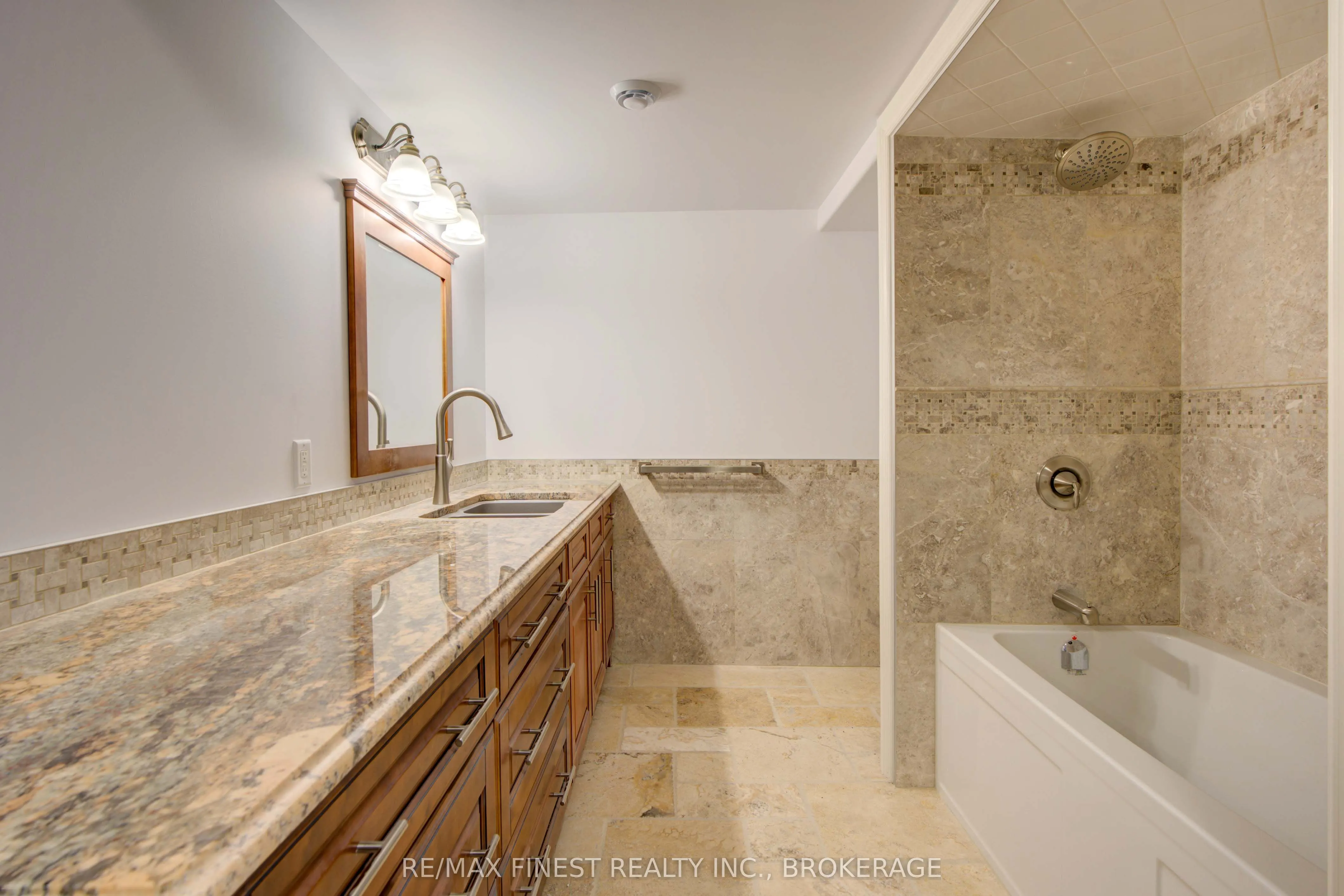43 Crerar Boulevard