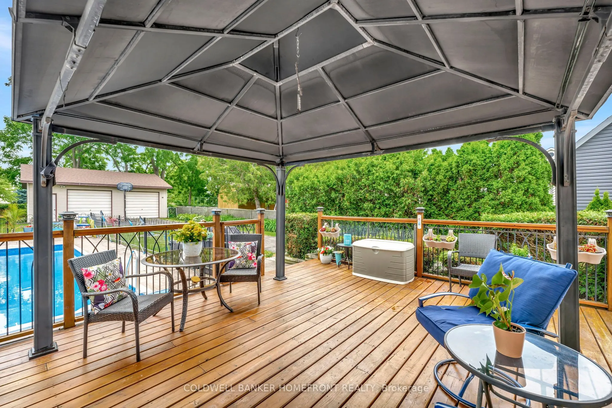 48 Willow Drive