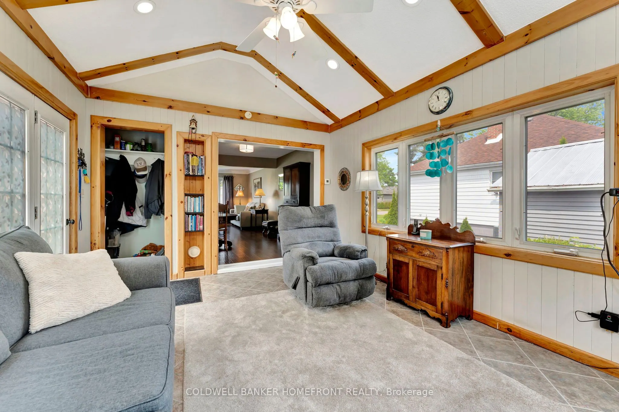 48 Willow Drive