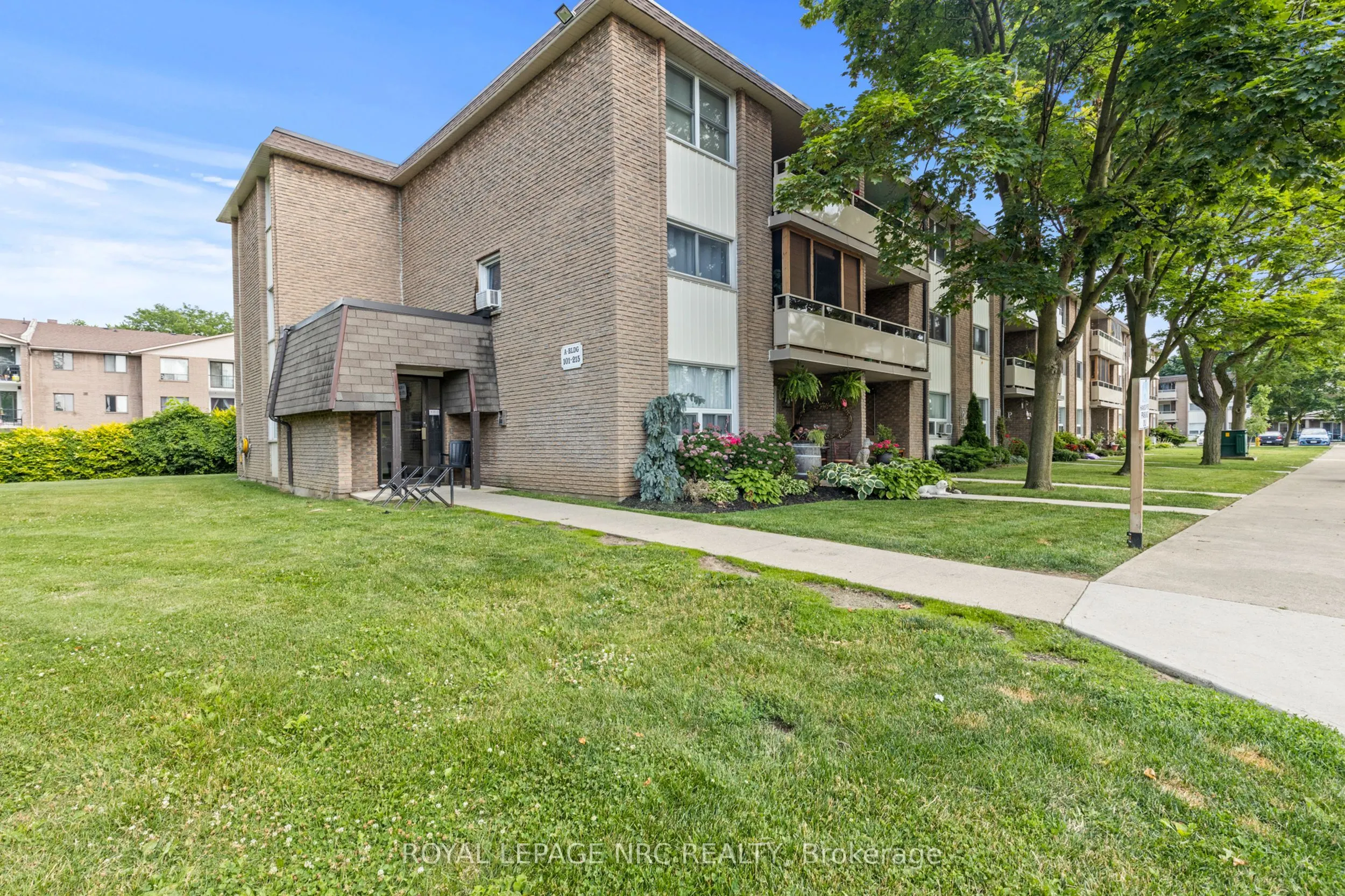 41 Rykert Street, #215