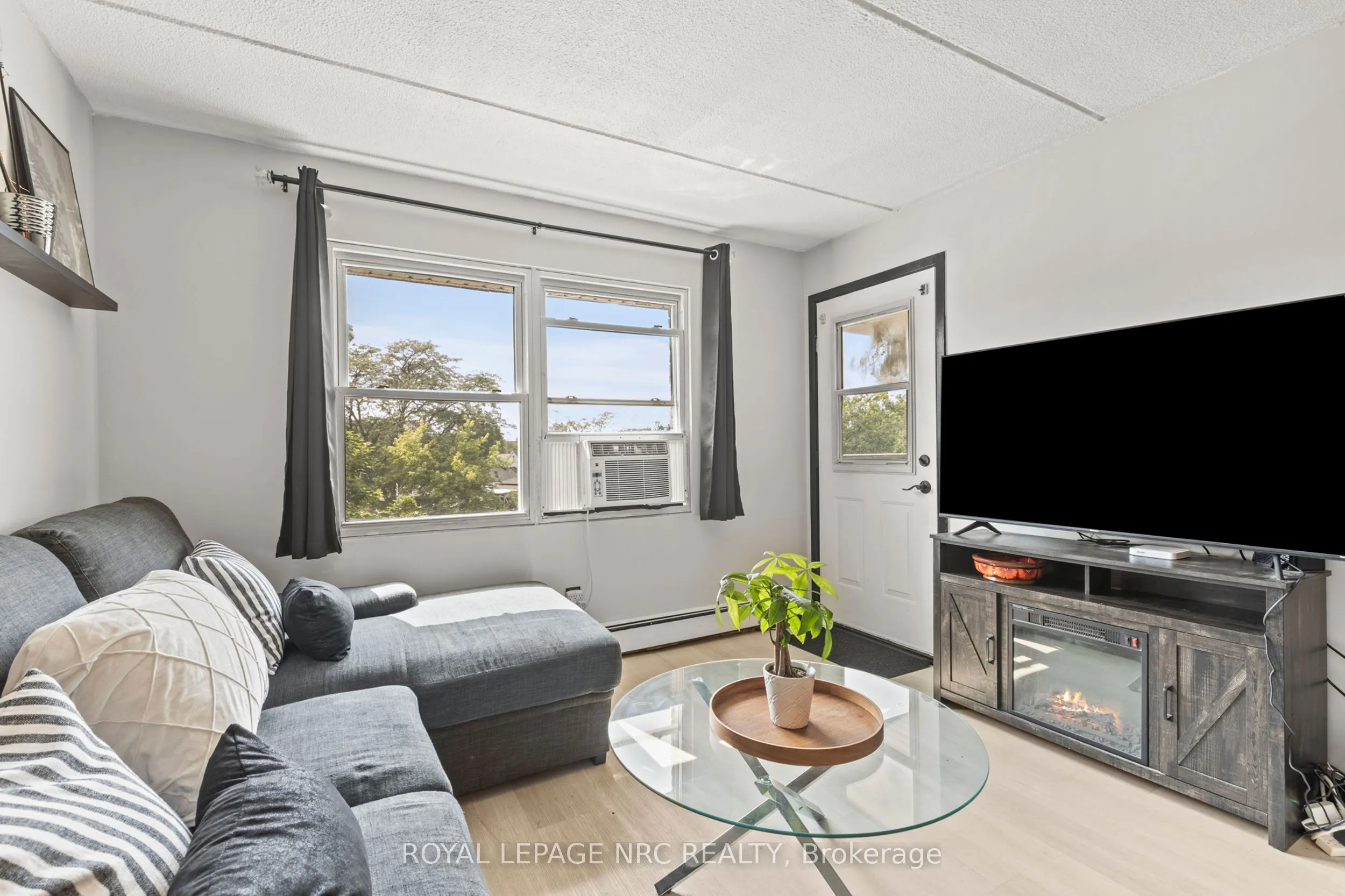 41 Rykert Street, #215
