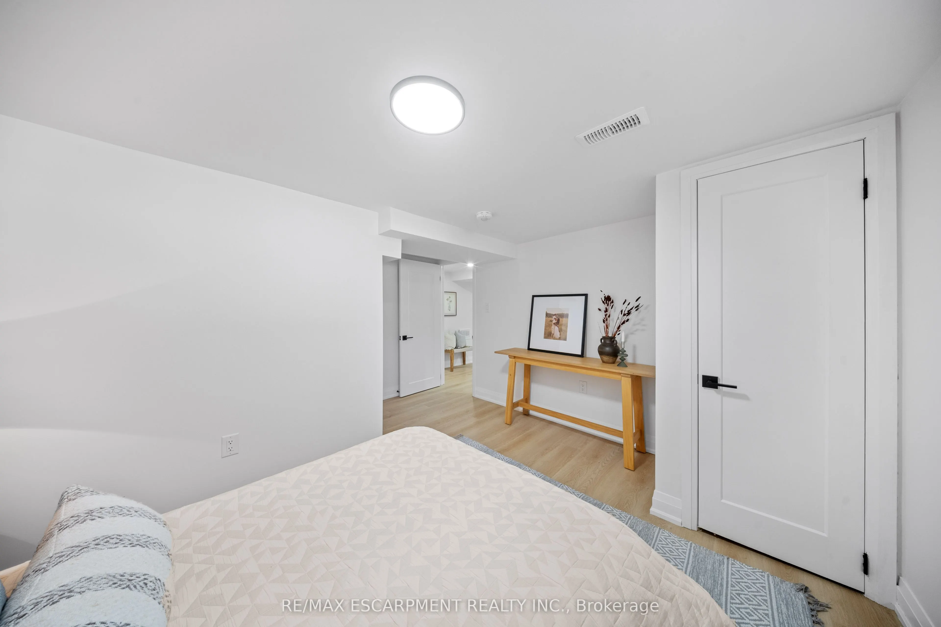 48 Woodbridge Road