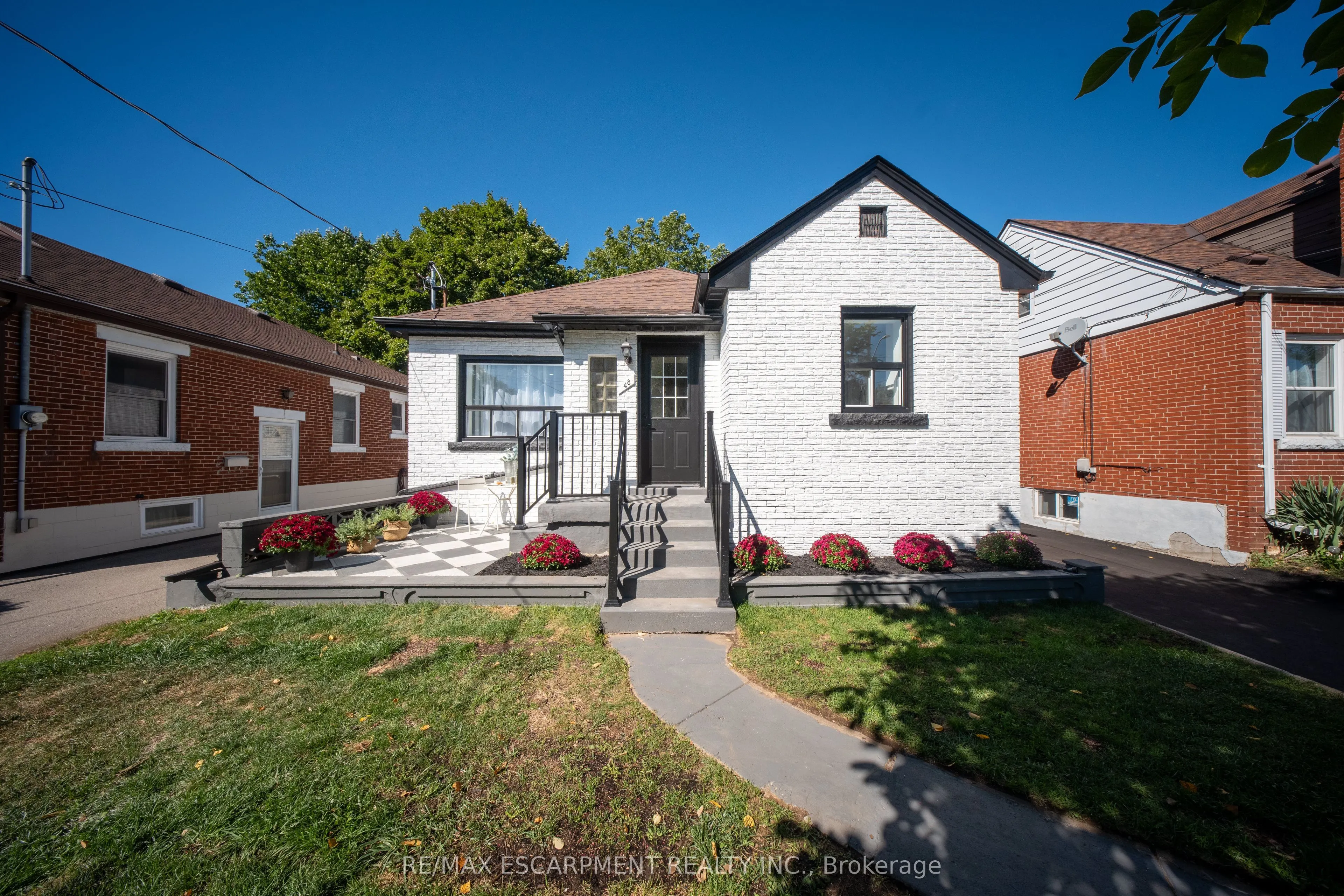 48 Woodbridge Road