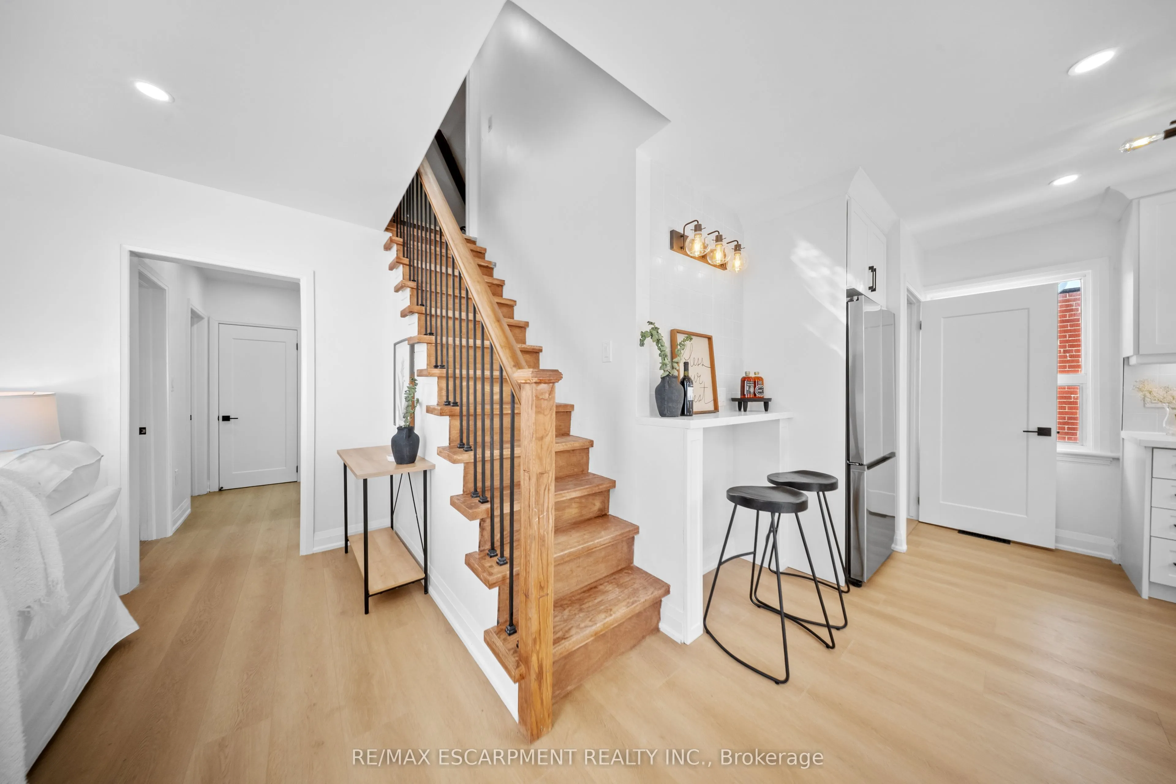 48 Woodbridge Road