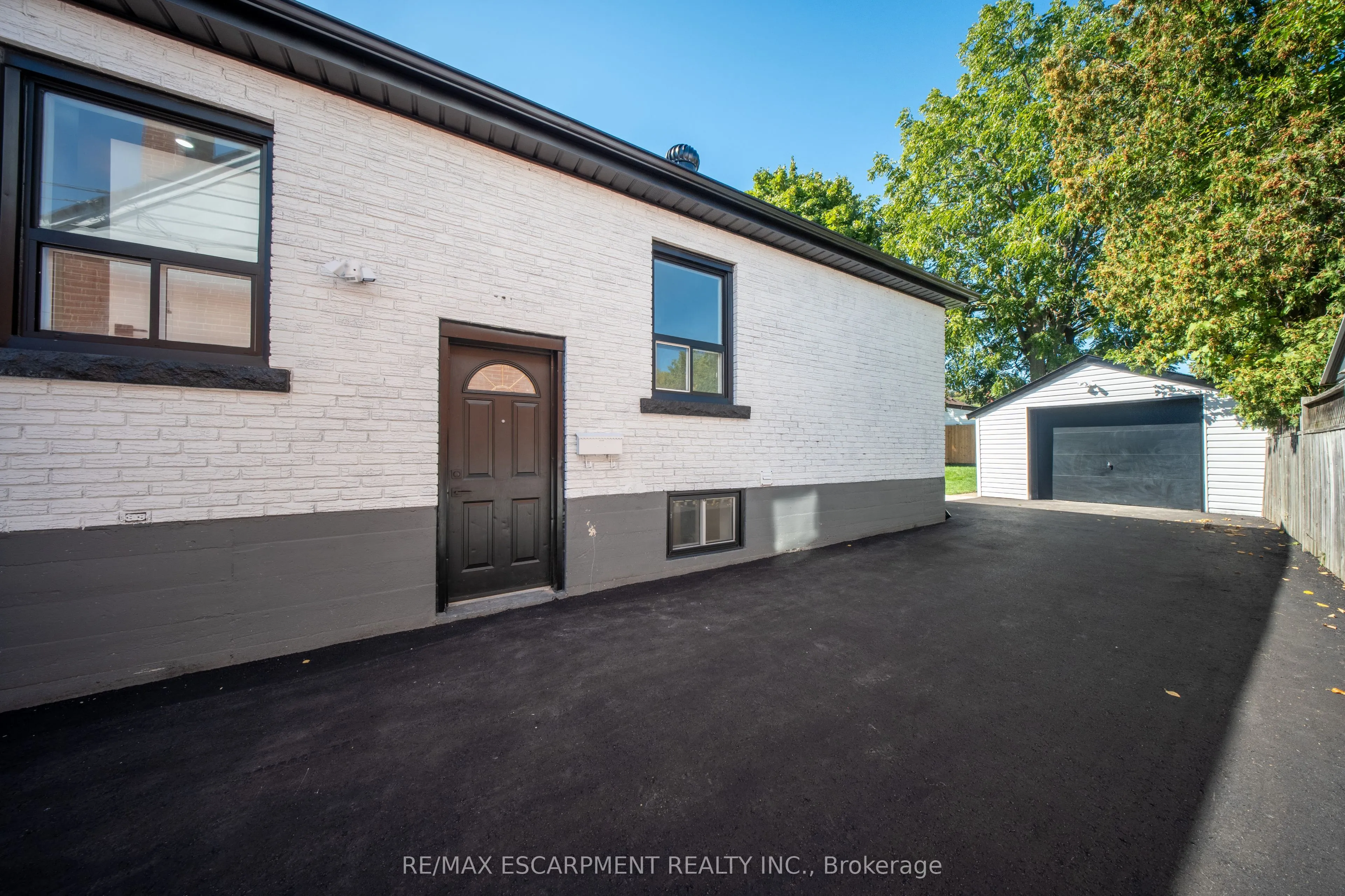 48 Woodbridge Road