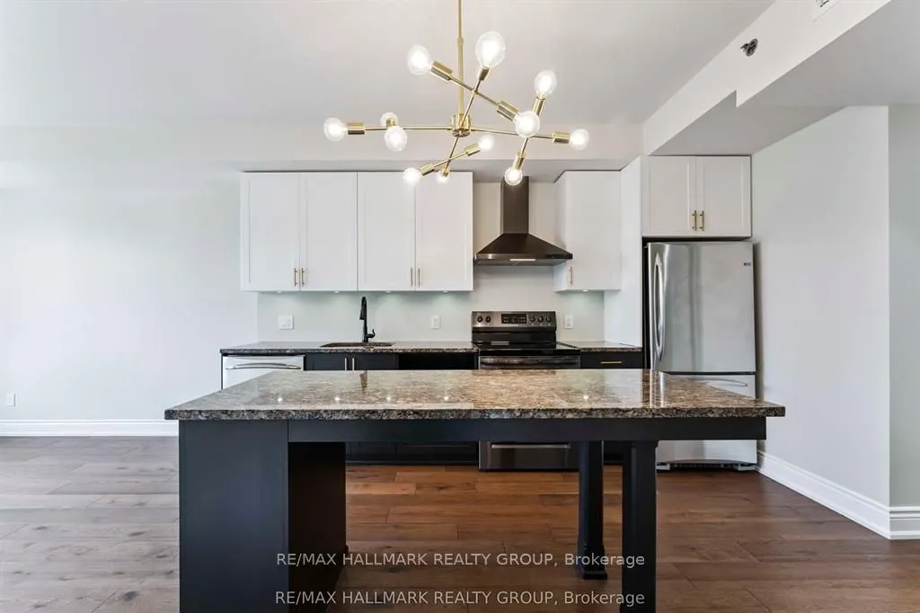 808 Bronson Avenue, #316