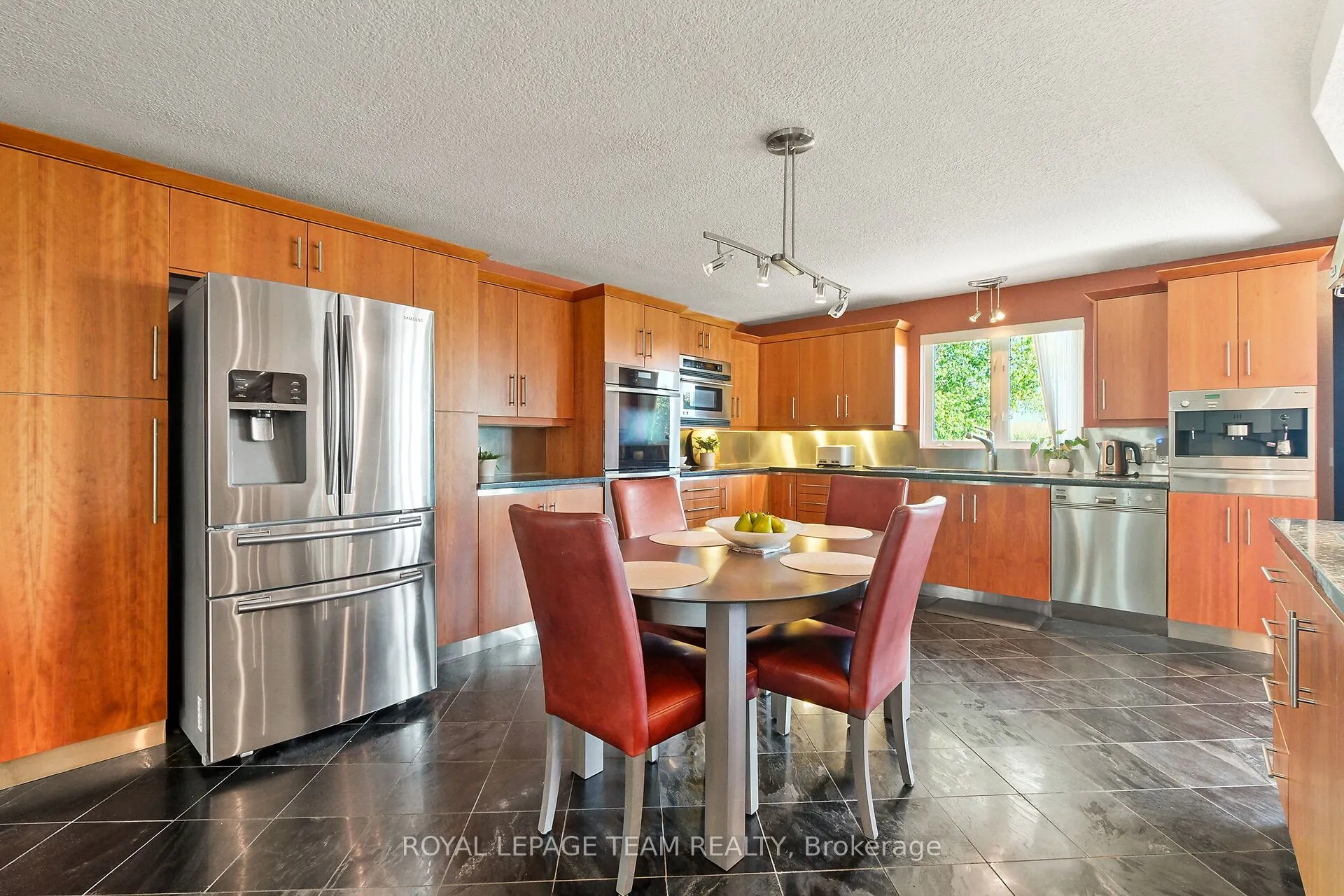 461 Campbells Side Road