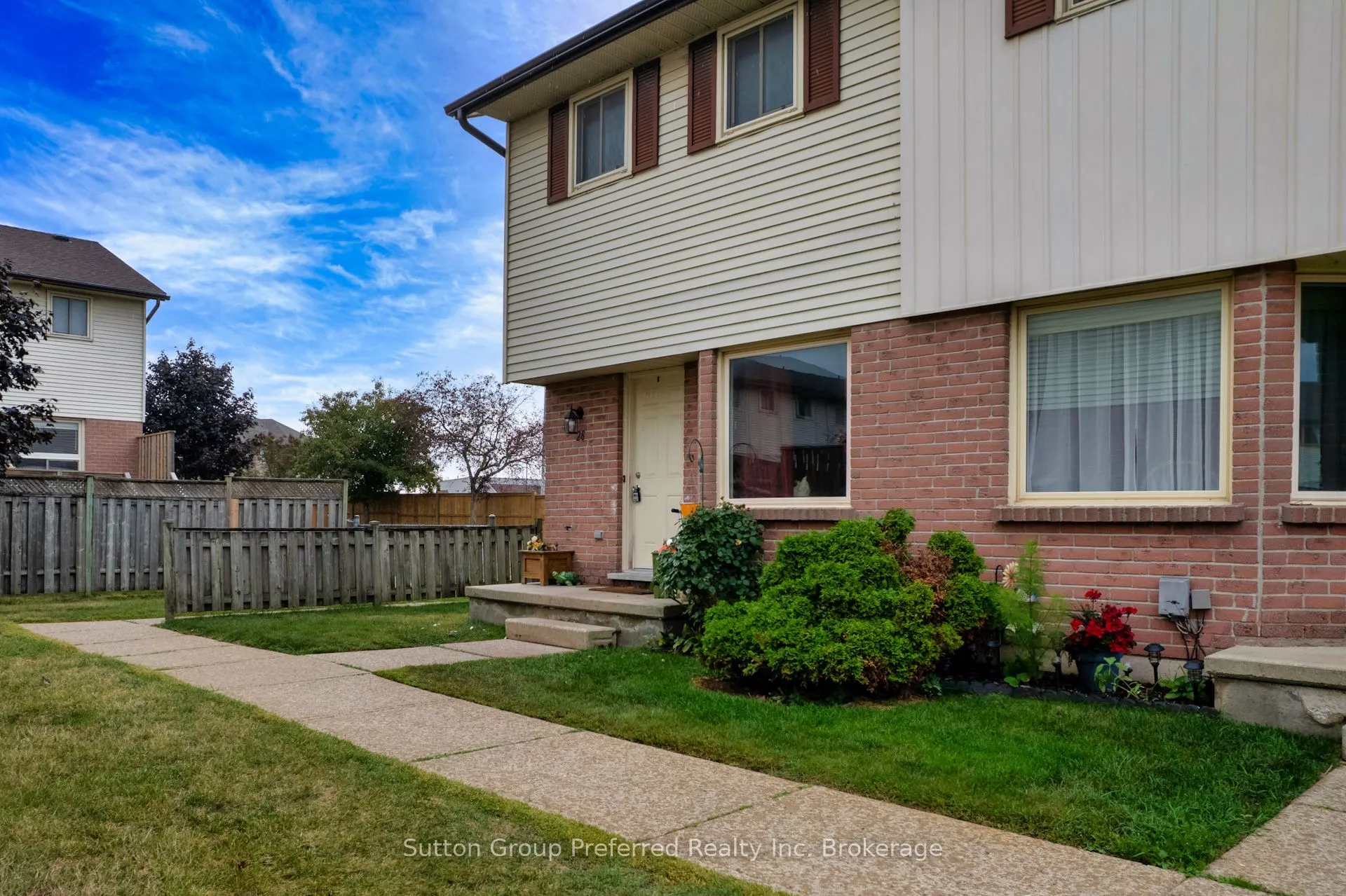 1093 Nellis Street, #28