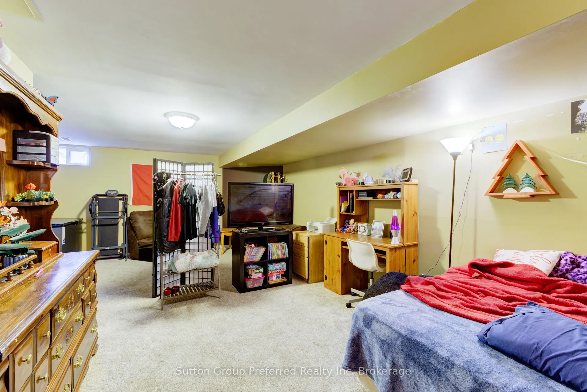 1093 Nellis Street, #28