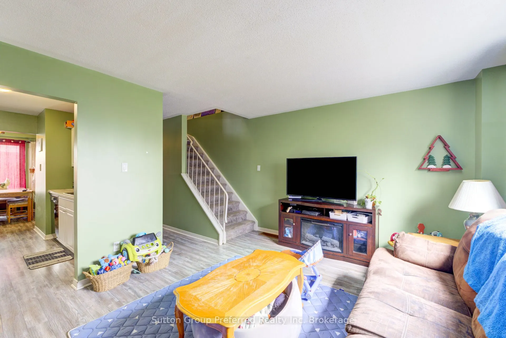 1093 Nellis Street, #28