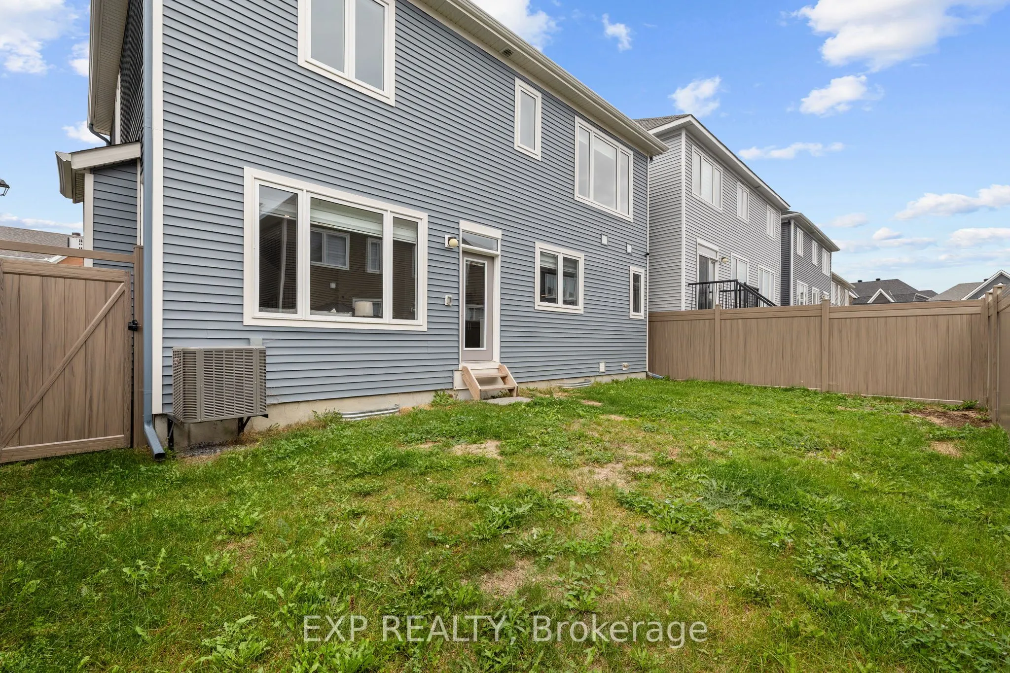 807 Mercier Crescent