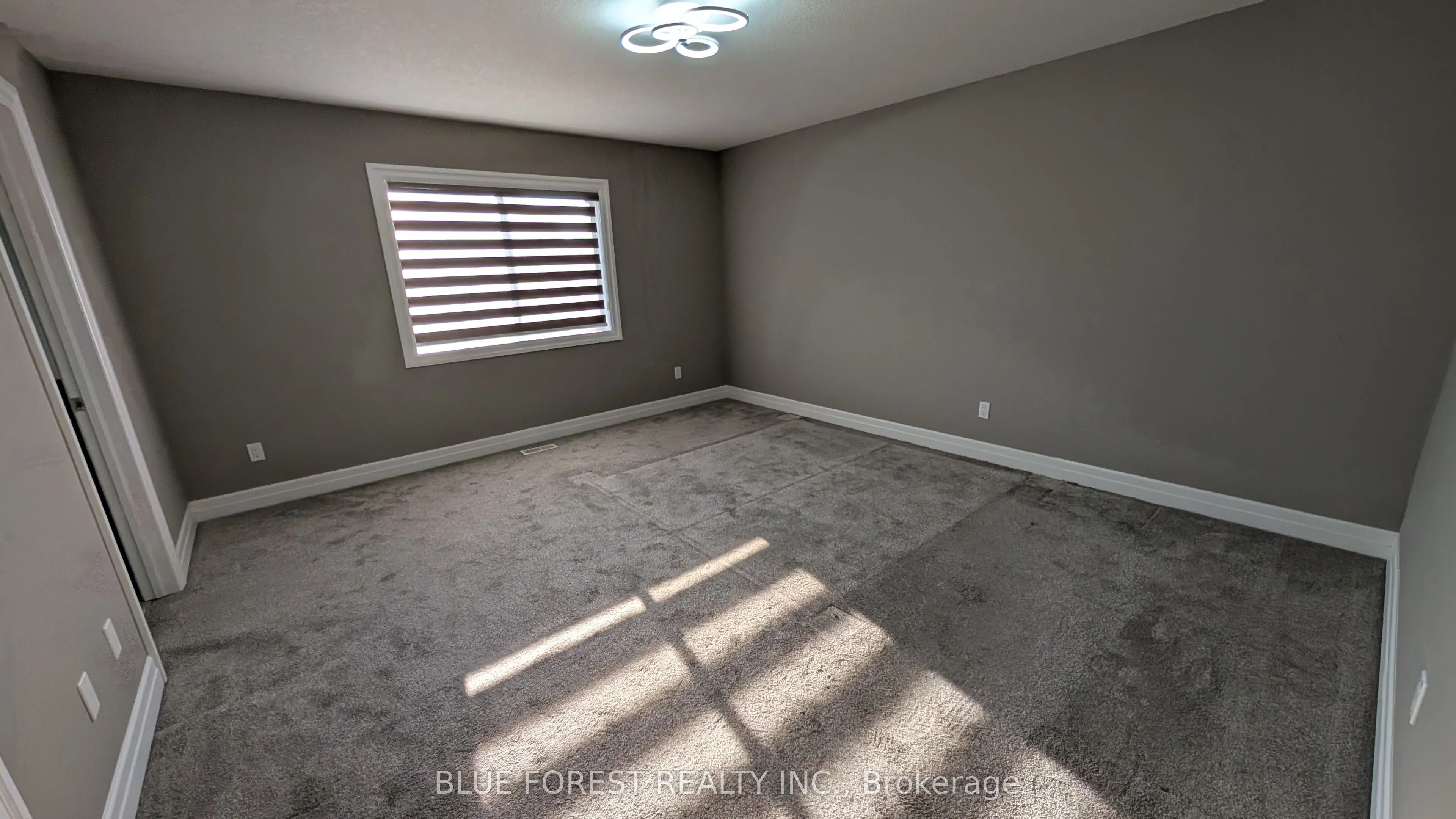 2926 Turner Crescent