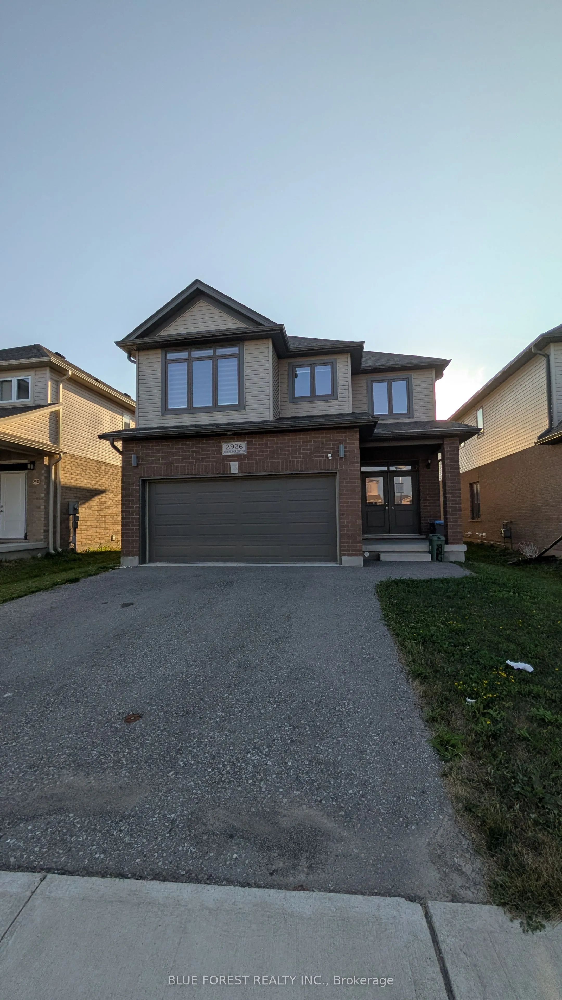2926 Turner Crescent