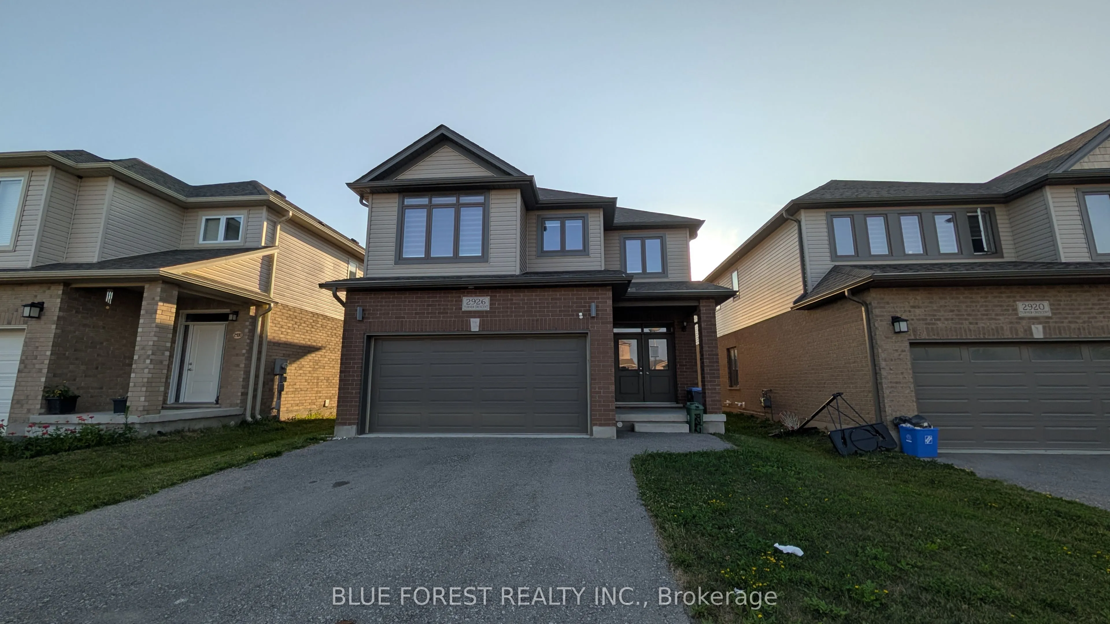 2926 Turner Crescent