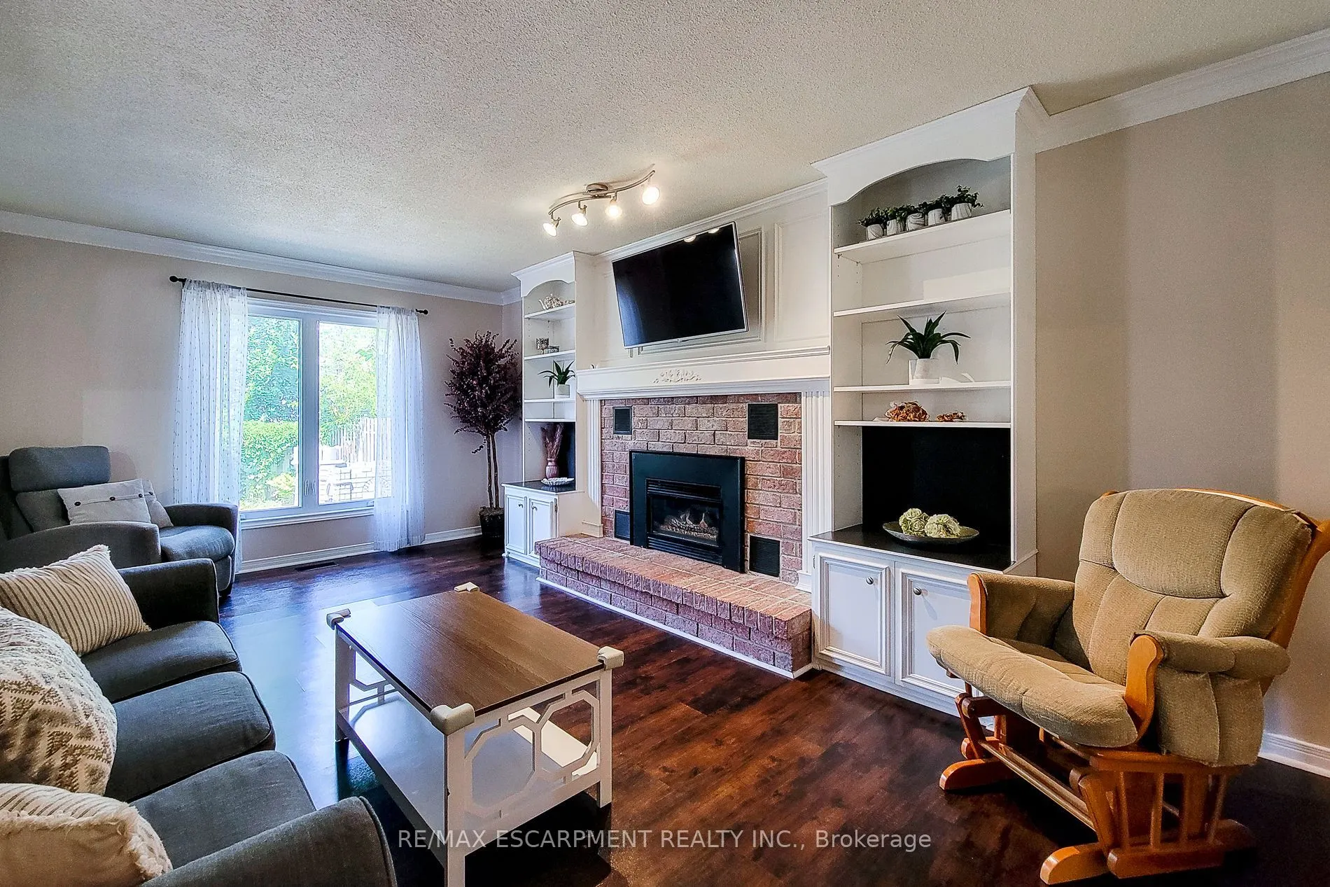 76 Baxter Crescent