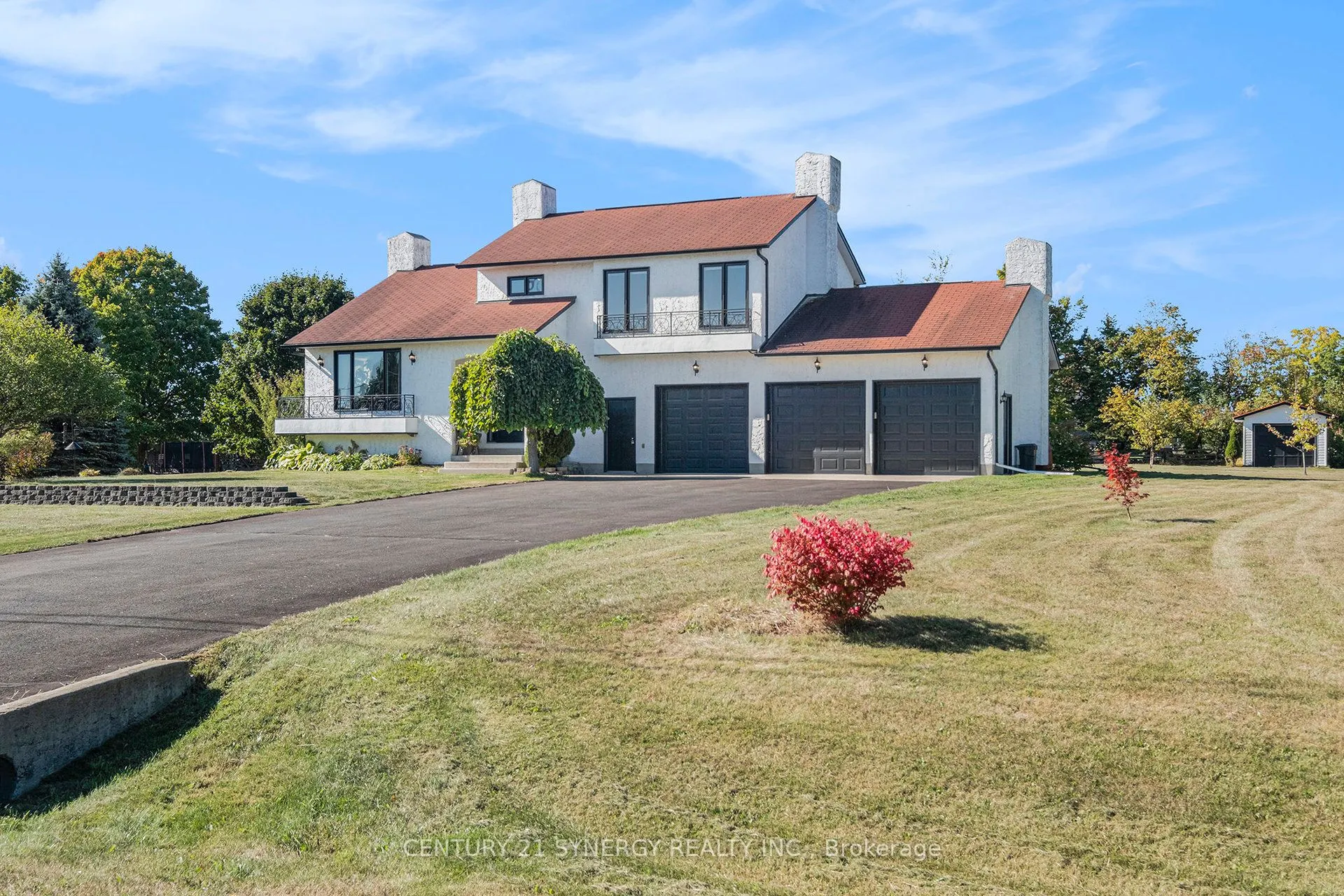 12 Davis Lane