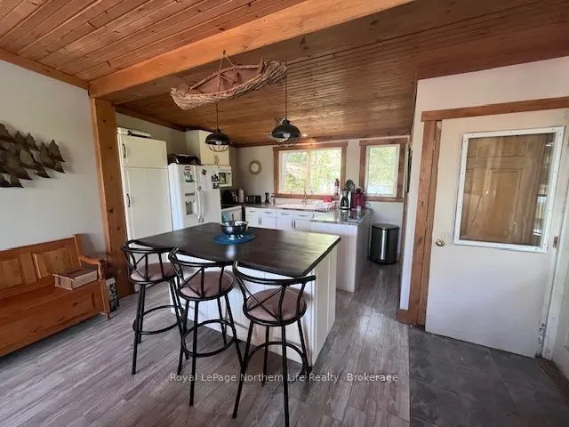 144 Lake Temagami Isl 25 Island