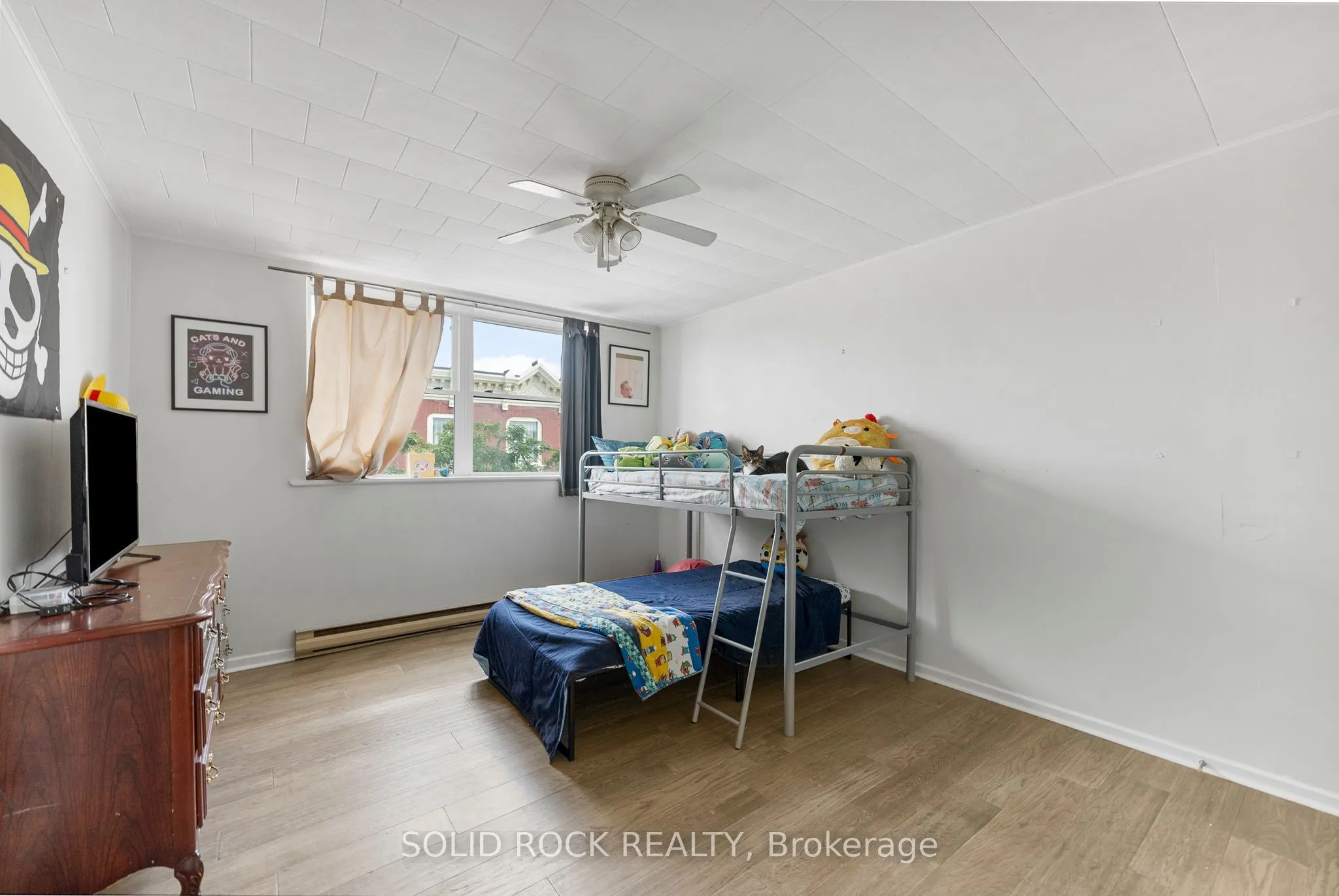 228-232 Raglan Street S