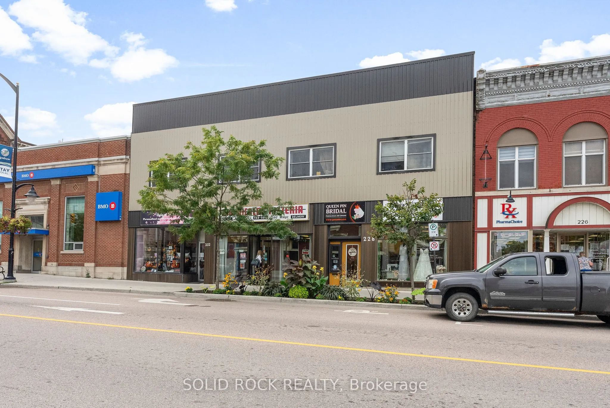 228-232 Raglan Street S